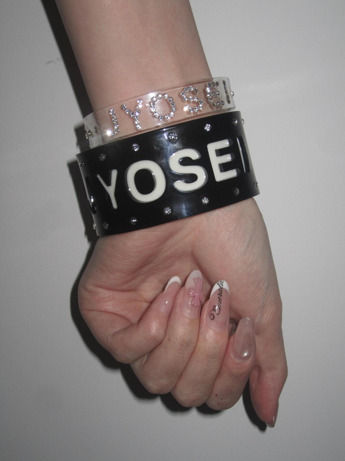 JYOSEI Narrow Transparent Acrylic Diamond Inlaid Open Cuff Women&