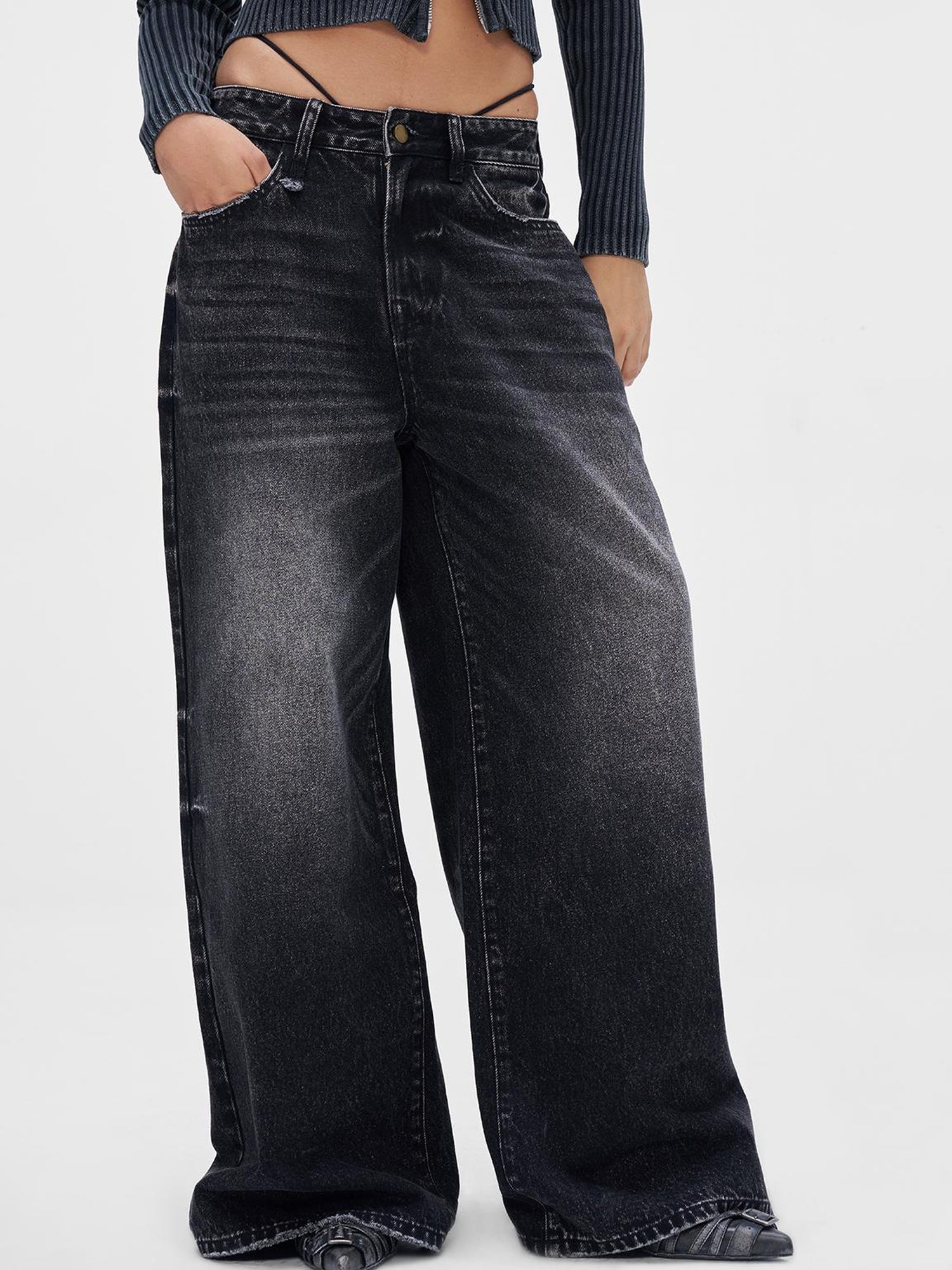 JYOSEI Vintage Black Grey Washed Wide Leg Low Rise Jeans with Leopard Print and Rhinestones