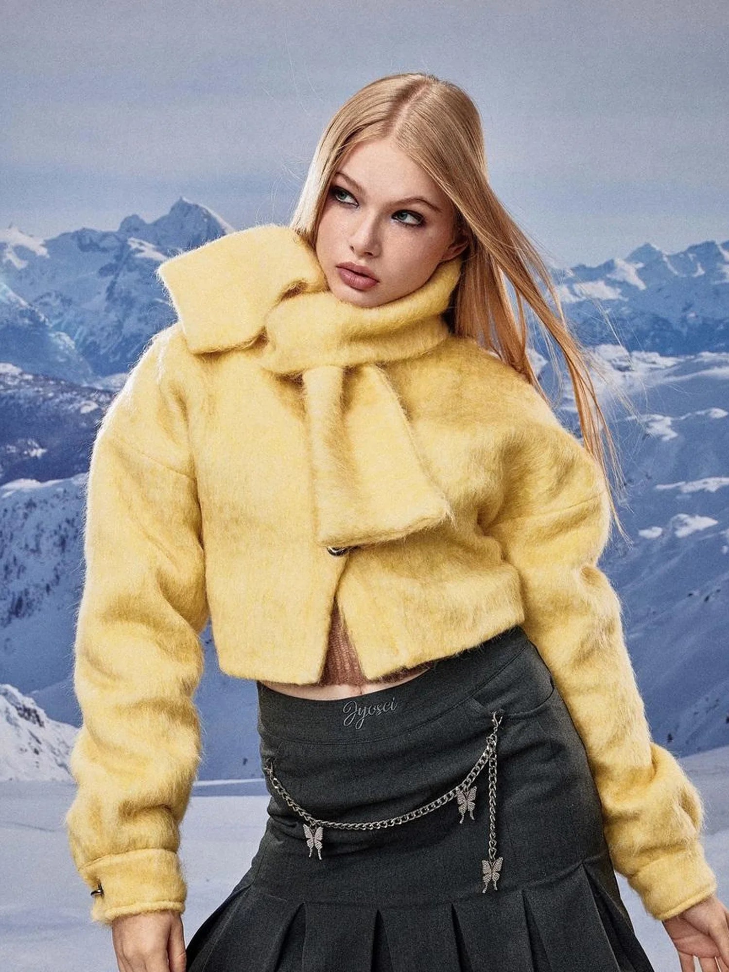 Yellow Wool Short Coat With Detachable Scarf