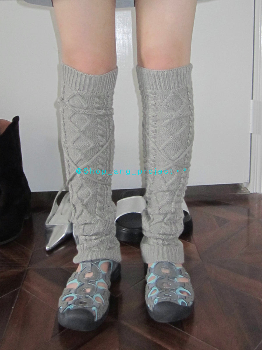 ang project Retro Twist Tie Solid Bubble Leg Warmers