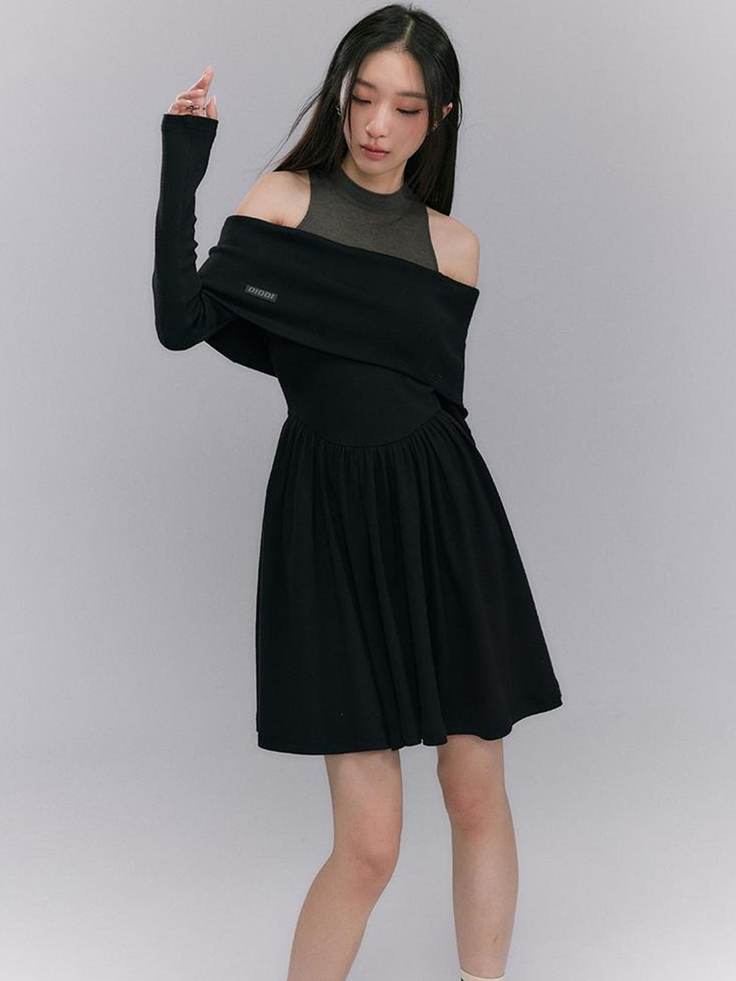 DIDDI MODA Knitted Off Shoulder Layered Dress With Embroidery