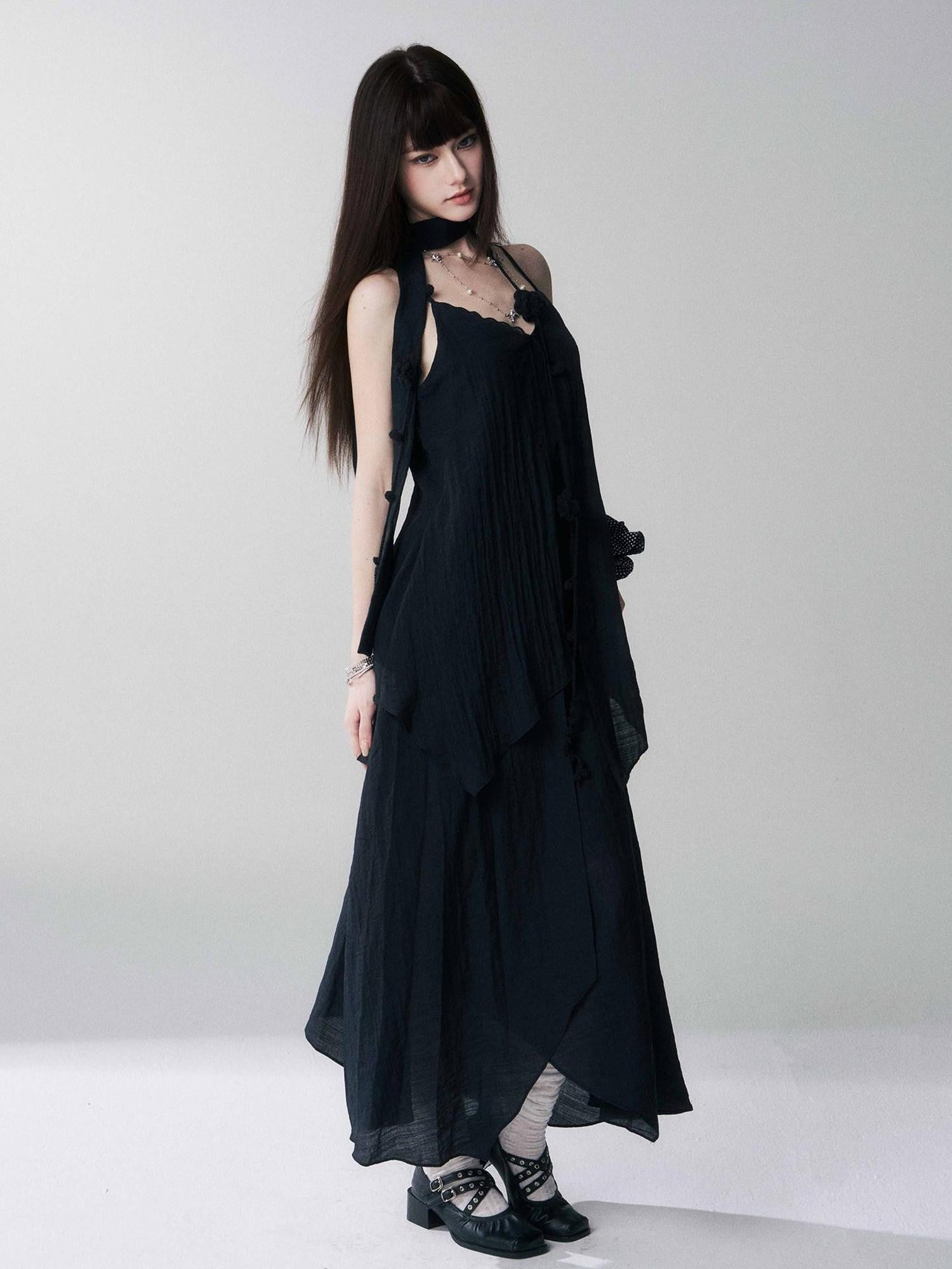 LADYGHOST Ethereal Black Spaghetti Strap Slimming Relaxed Women&