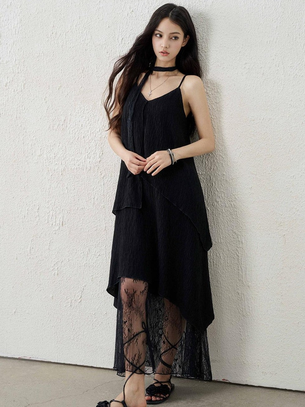 LADYGHOST Ethereal Black V-neck Spaghetti Strap Women&