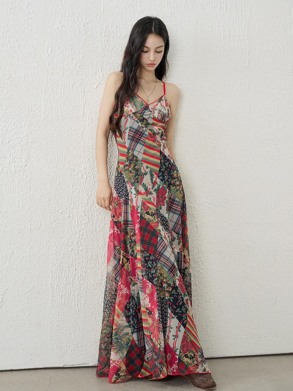 LADYGHOST Ethereal Floral Plaid Backless Spaghetti Strap Women&