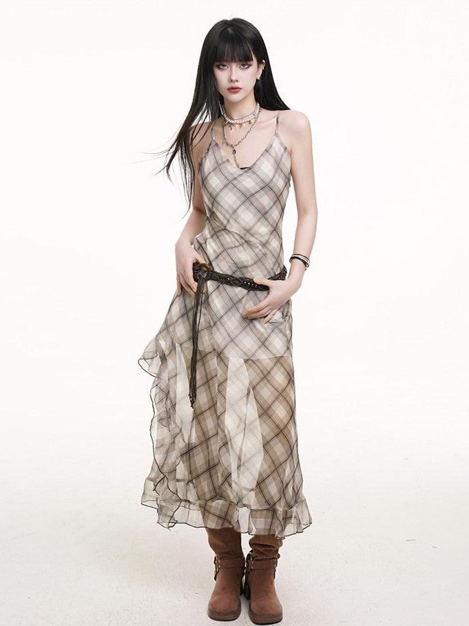 LADYGHOST Ethereal Plaid Spaghetti Strap Cami Women&