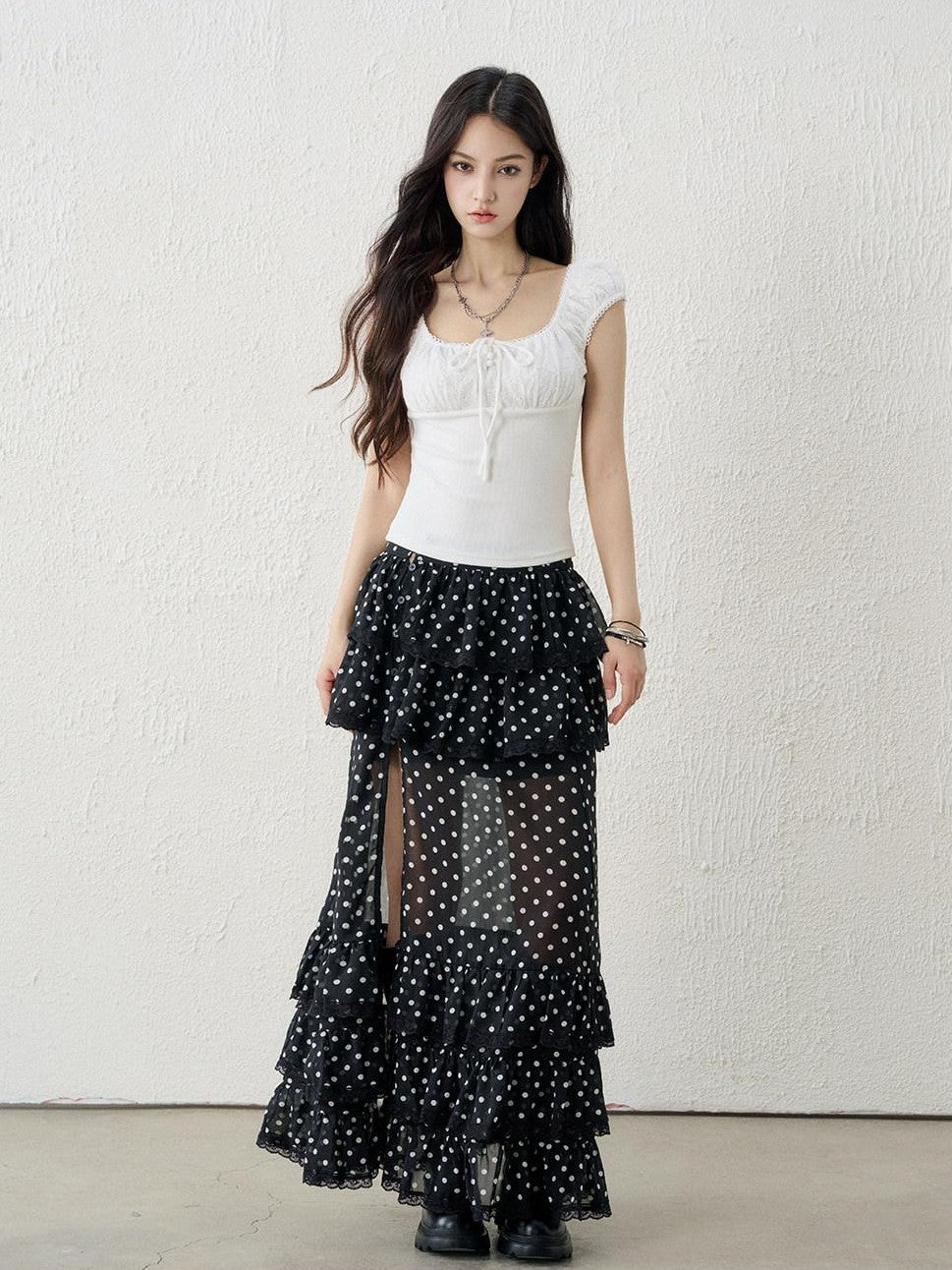 LADYGHOST Ghost Girl Square Neck Collarbone Crop Women&