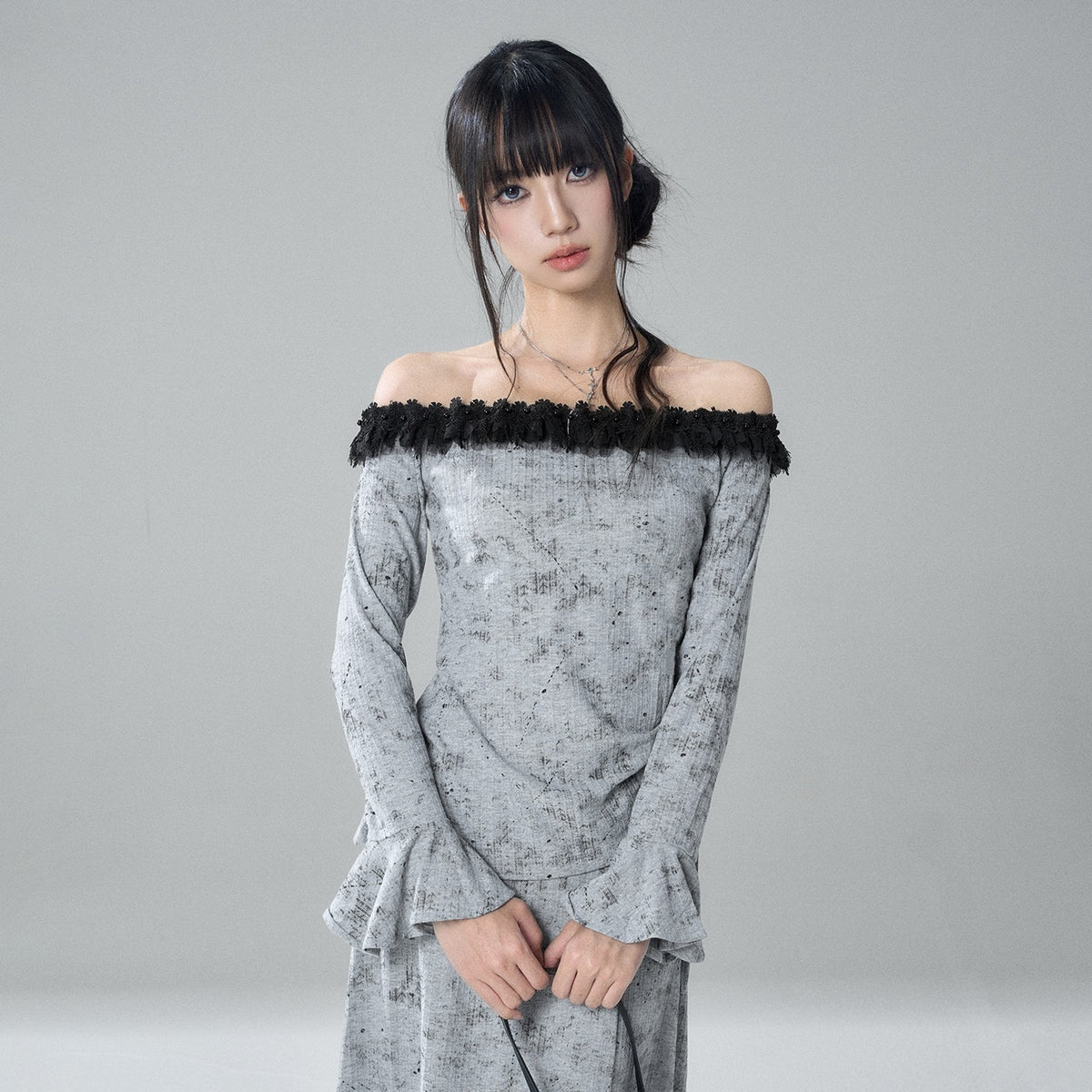 LADYGHOST_Ghost_Off_Shoulder_Flared_Sleeve_Slim_Fit_Women&