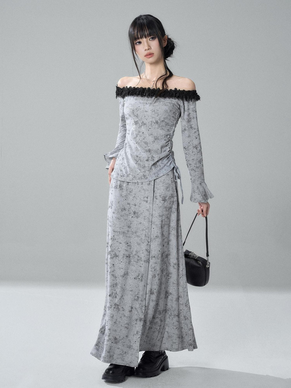 LADYGHOST Ghost Off Shoulder Flared Sleeve Slim Fit Women&