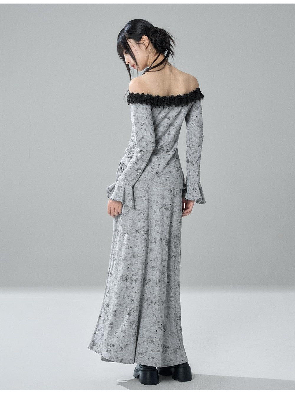 LADYGHOST Ghost Off Shoulder Flared Sleeve Slim Fit Women&
