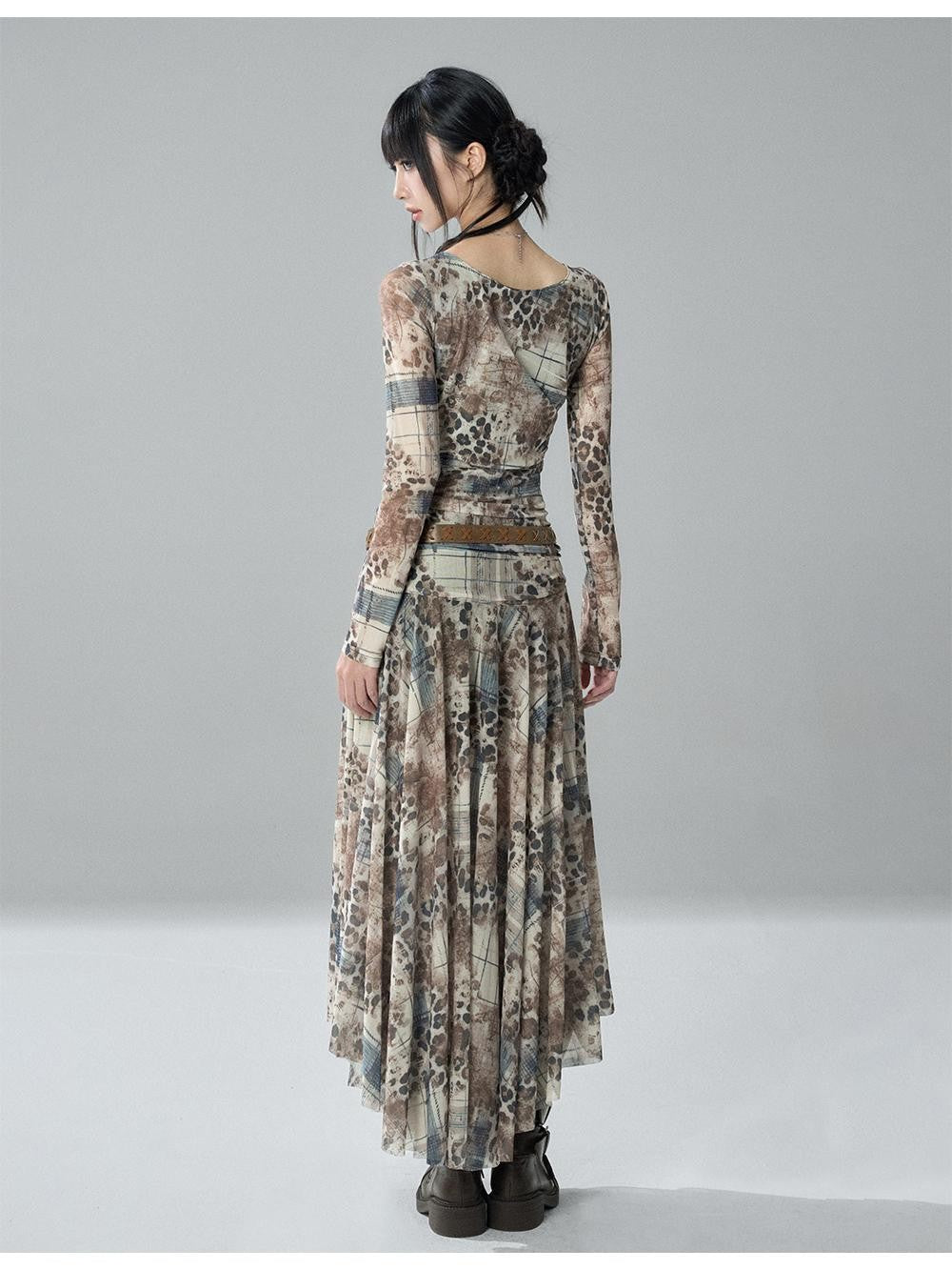 LADYGHOST Ghost Print Long Sleeve Slim Waist Women&
