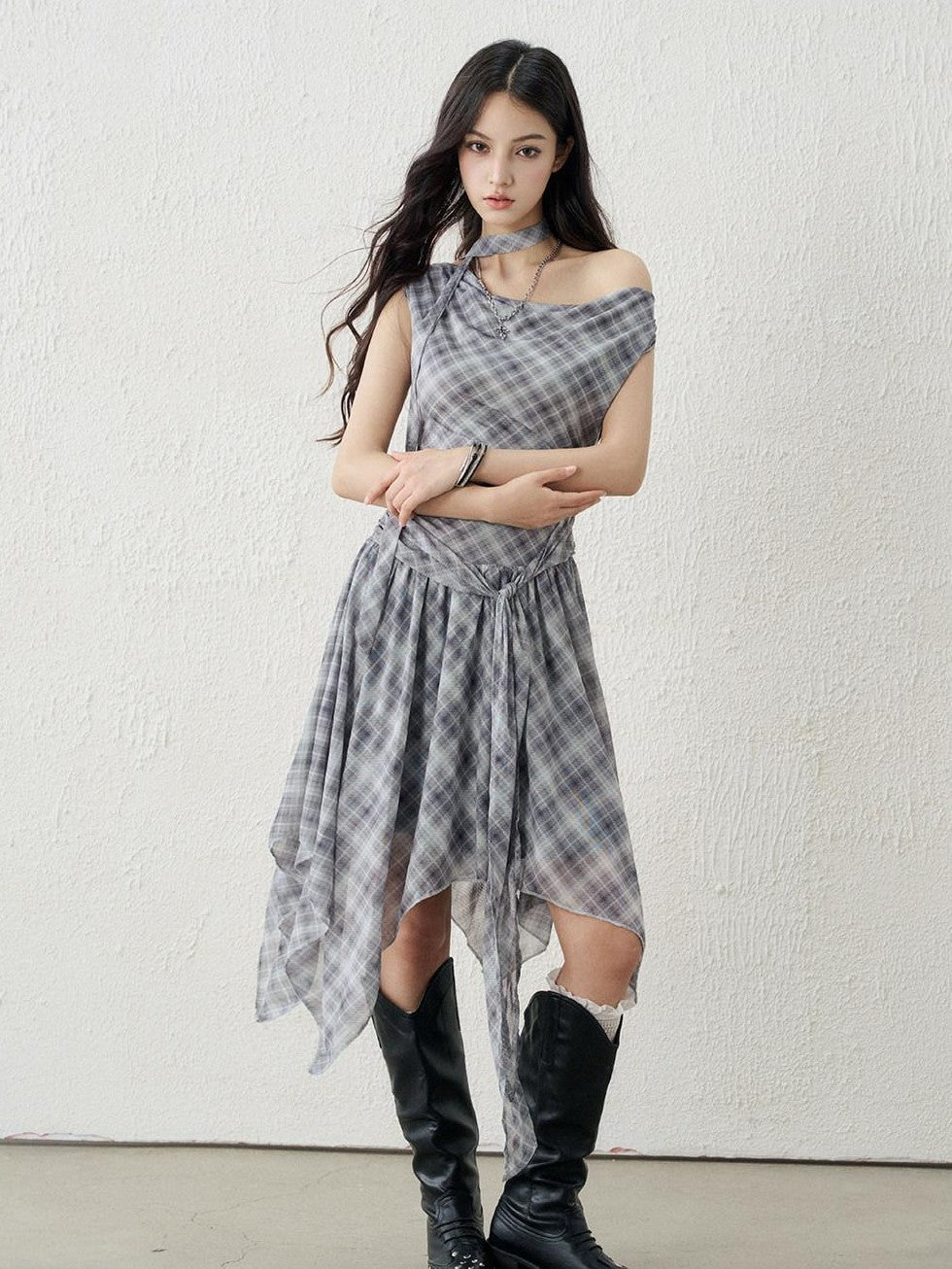 LADYGHOST Ghostly Asymmetric Plaid One Shoulder Cinched Waist Women&