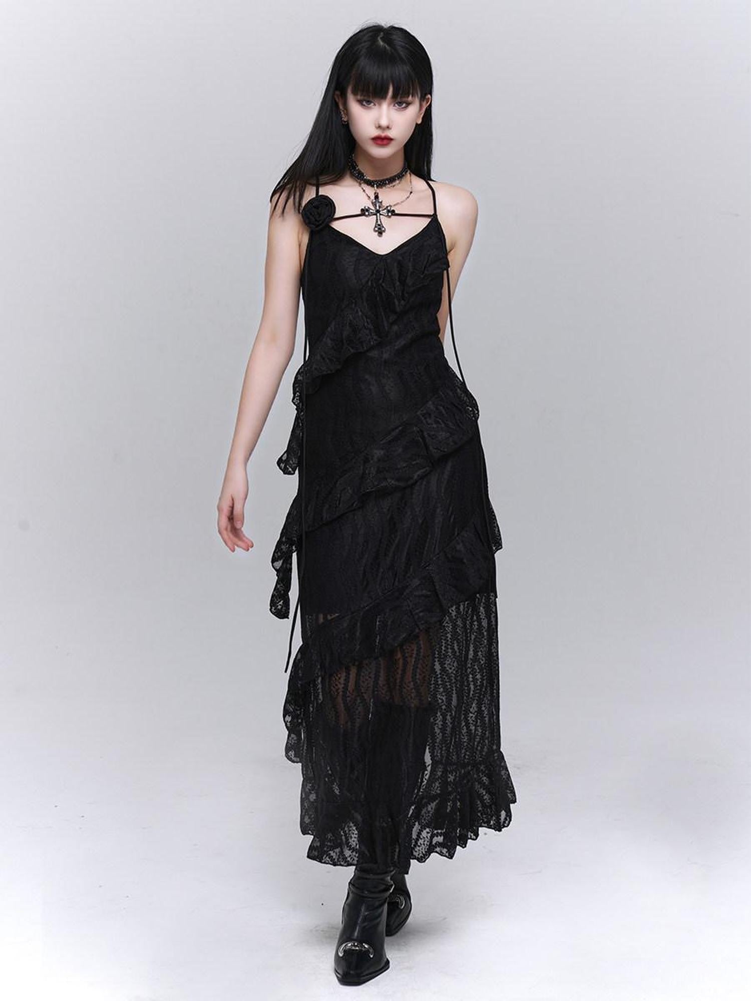 LADYGHOST Ghostly Black Tiered Spaghetti Strap Women&