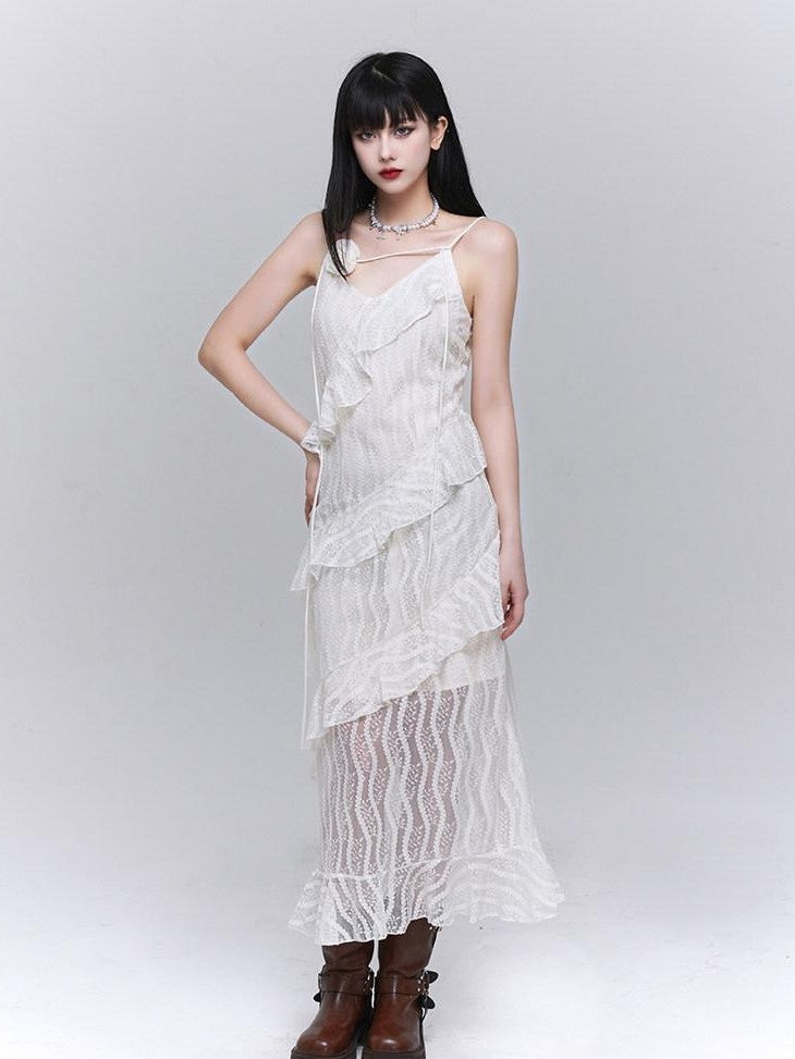 LADYGHOST Ghostly Black Tiered Spaghetti Strap Women&