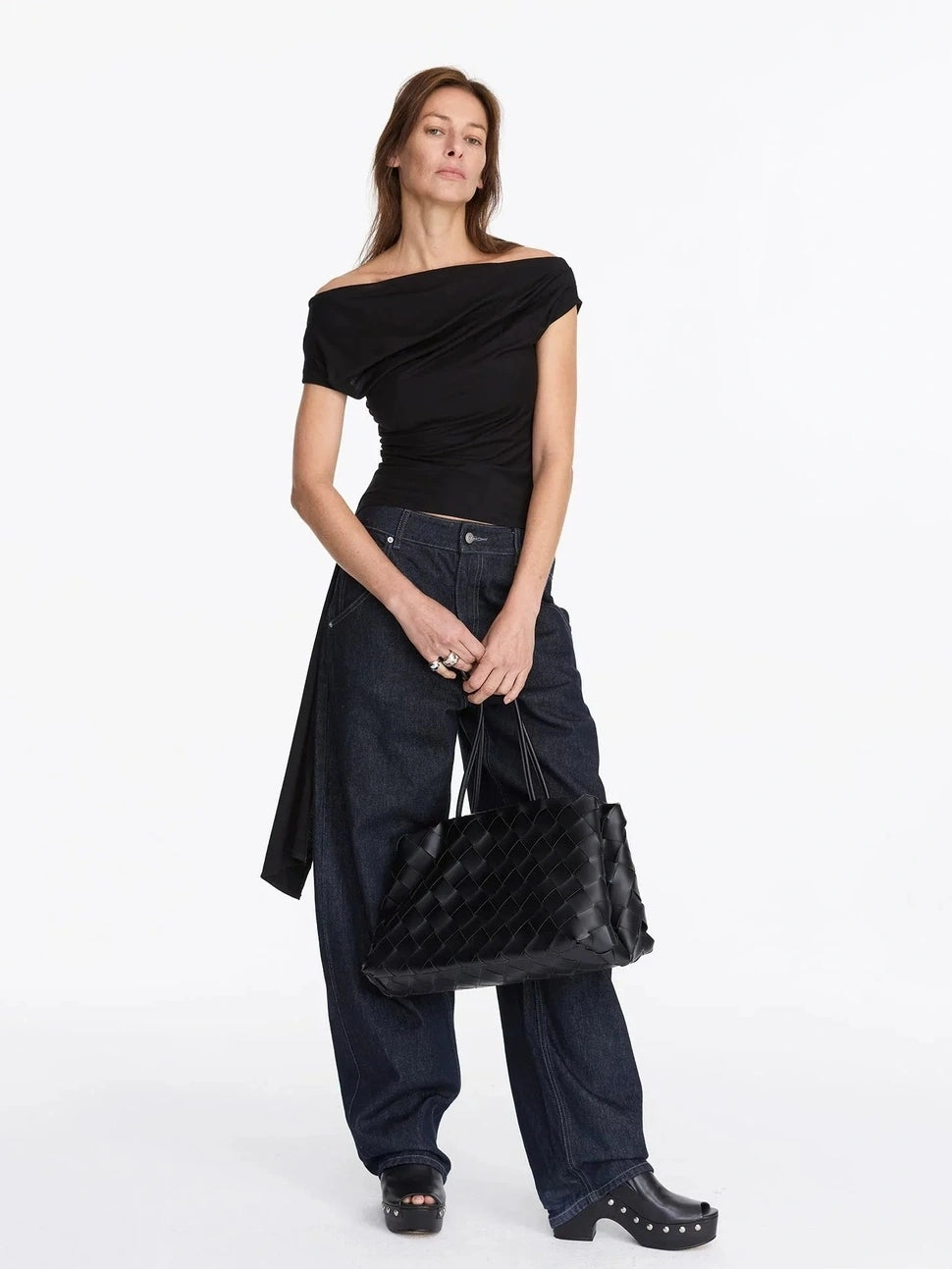 LYUOCHENG Asymmetric V-neck Sleeveless Top