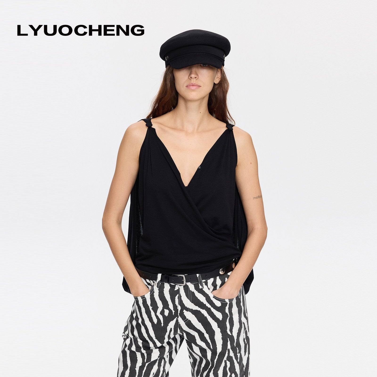 LYUOCHENG_Backless_Cross_Cape_V-neck_Strappy_Loose_Breathable_Women&
