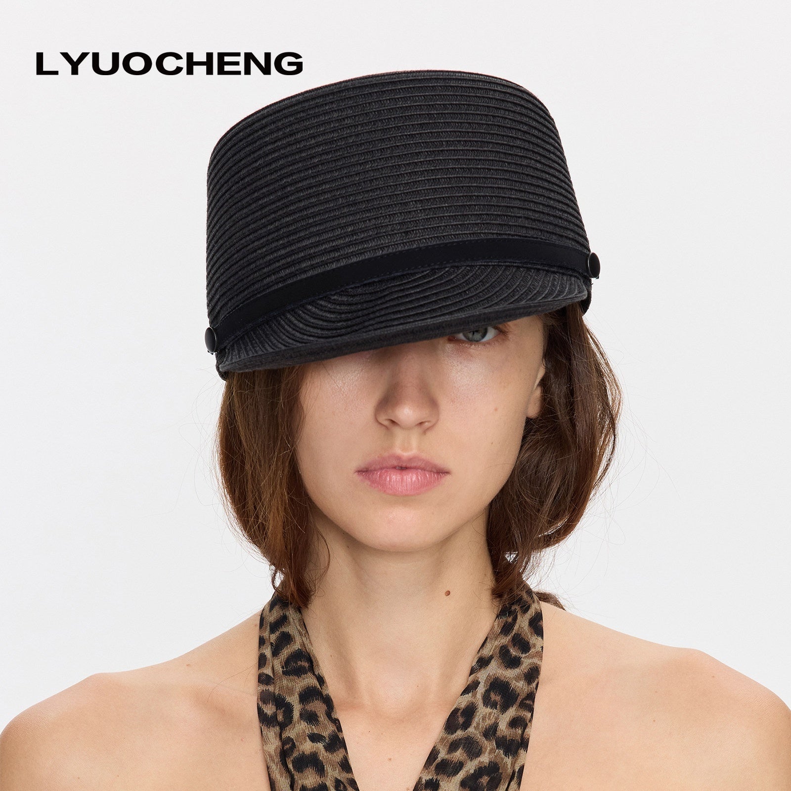 LYUOCHENG_Black_Breathable_Woven_Flat_Top_Wide_Brim_Riding_Pleated_Women&