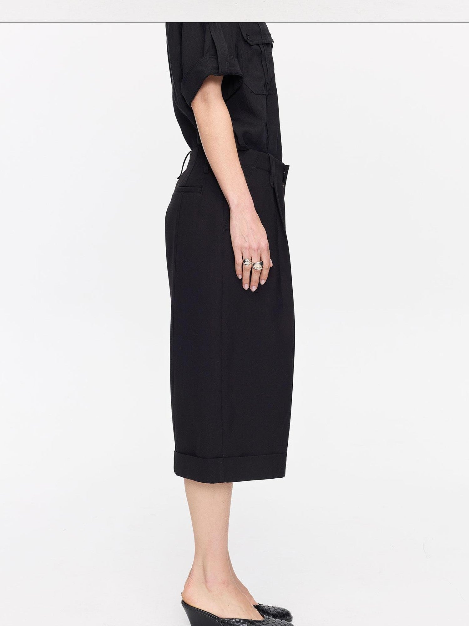 LYUOCHENG Black Classic Casual Cropped Low Rise Women&