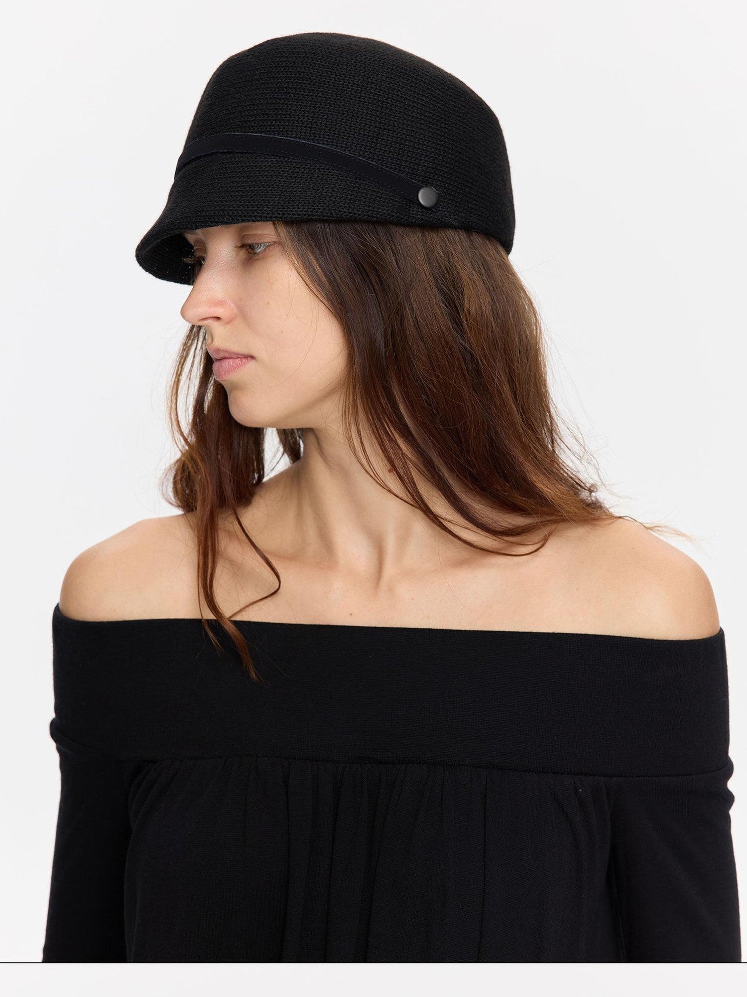 LYUOCHENG Black Knitted Structured Pleated Wide Brim Women&