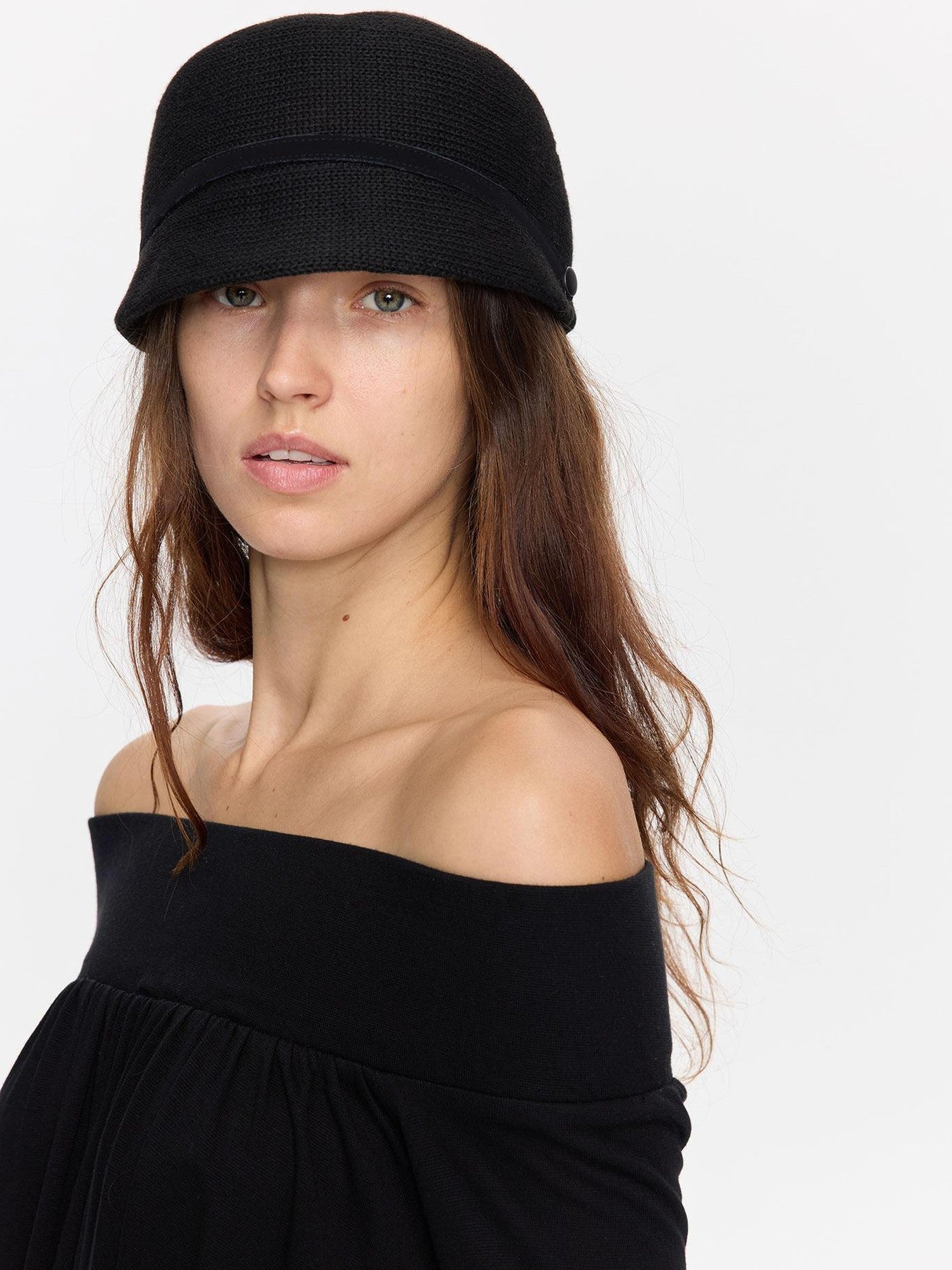 LYUOCHENG Black Knitted Structured Pleated Wide Brim Women&