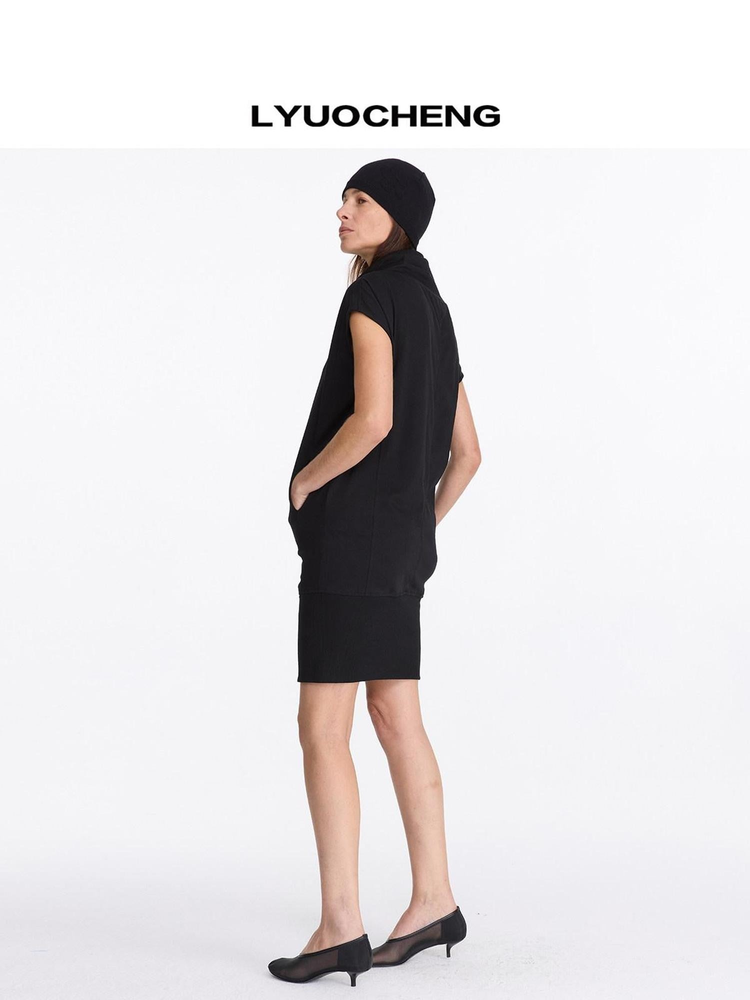 LYUOCHENG Black Scoop Neck H Cut Sleeveless Women&