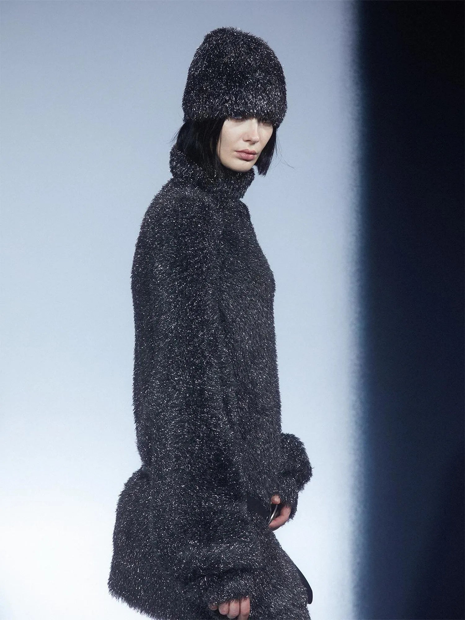 LYUOCHENG Black Silver Glitter Feather Yarn High Neck Oversized Knit Sweater