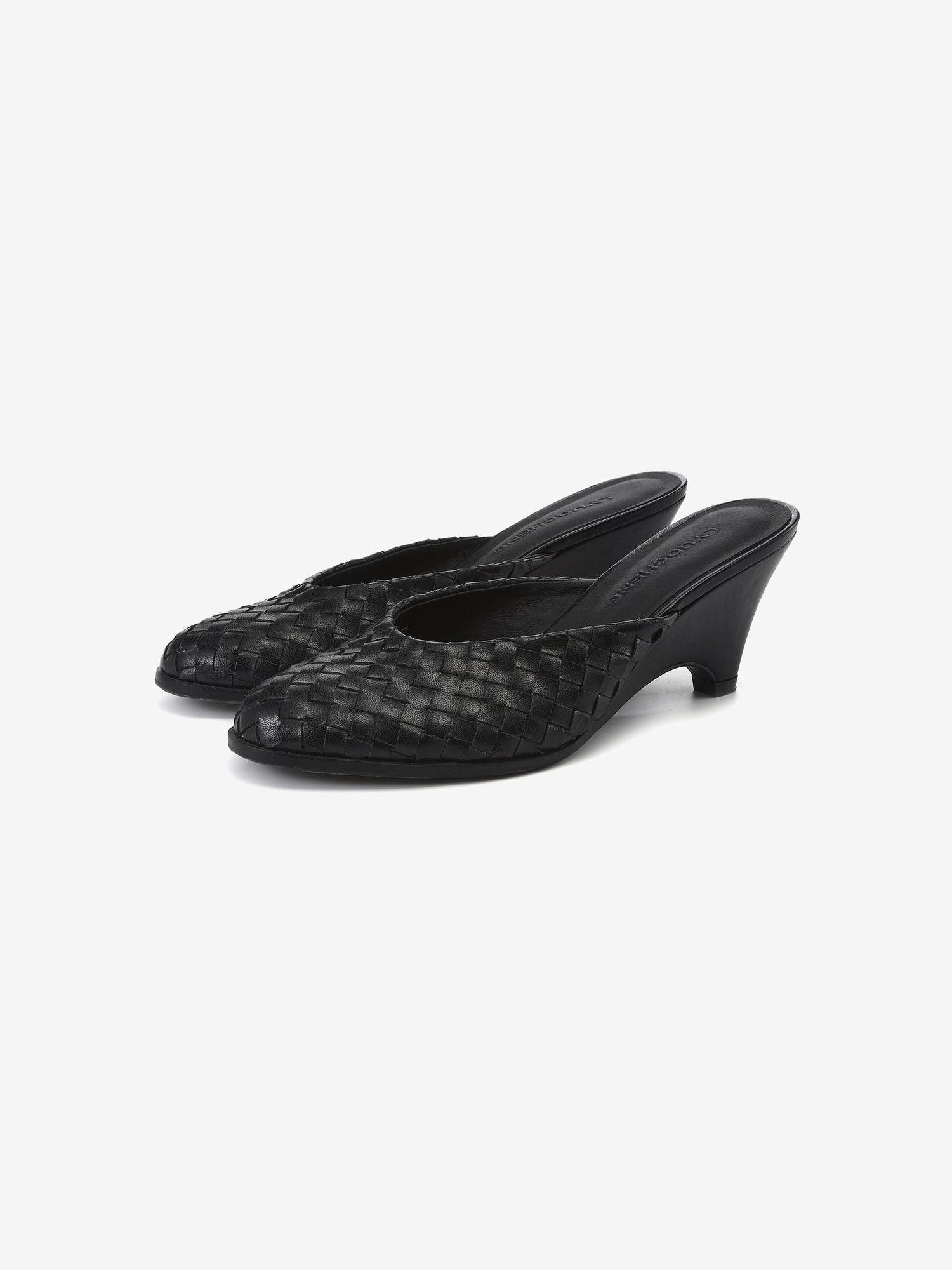 LYUOCHENG Black Woven Pointed Toe Wedge Women&