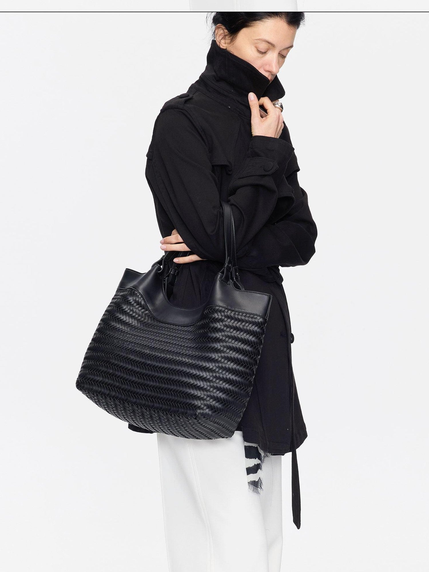 LYUOCHENG Fine Woven Minimalist Large Capacity Tote Women&