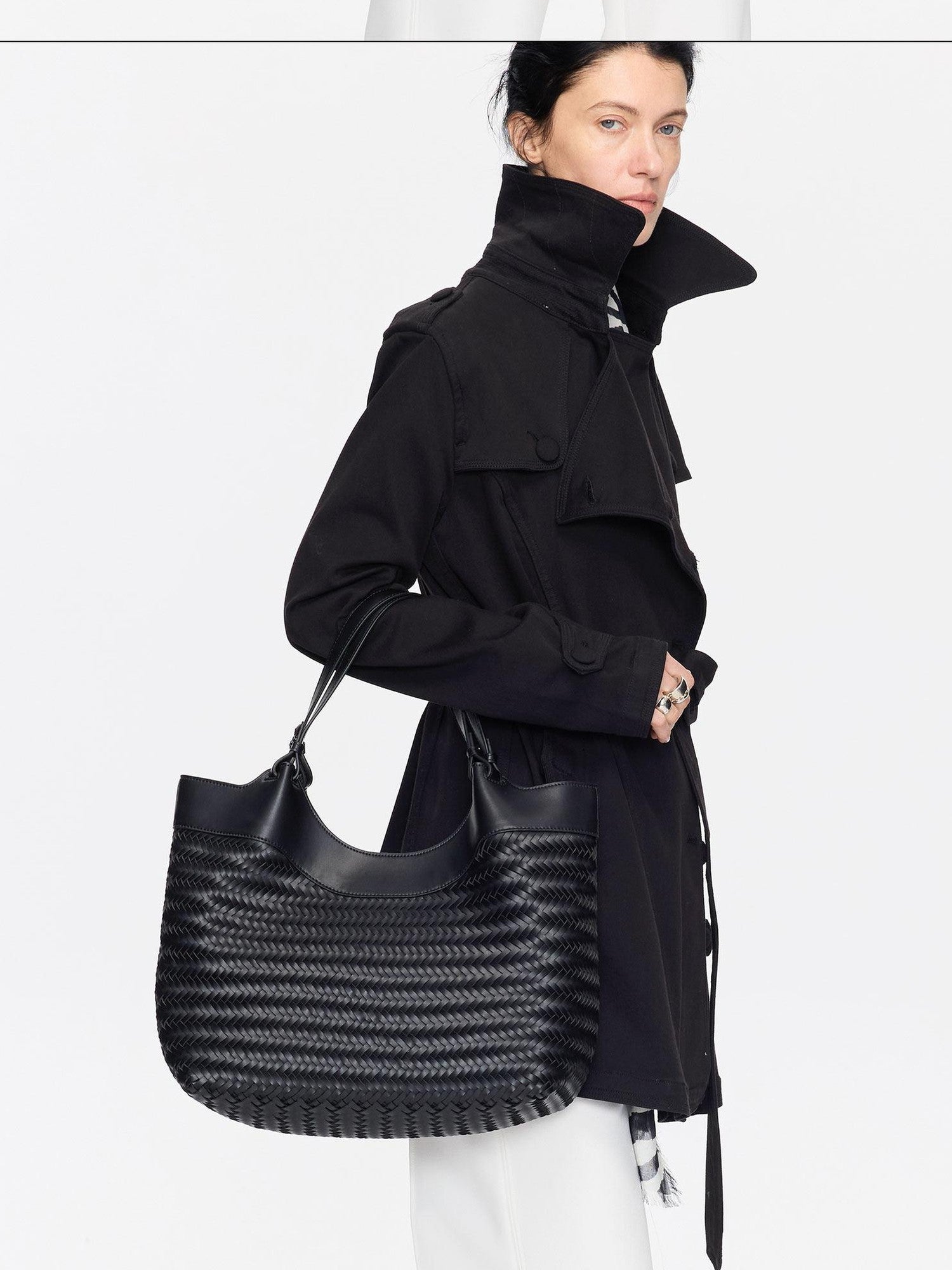 LYUOCHENG Fine Woven Minimalist Large Capacity Tote Women&
