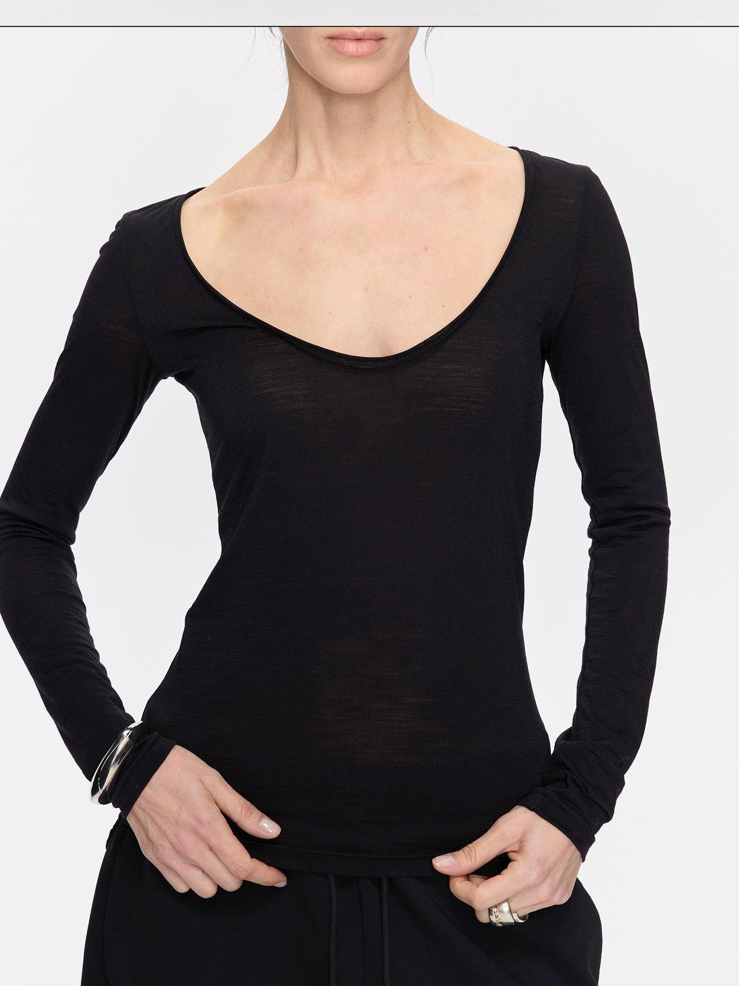 LYUOCHENG Frayed Rolled Edge Wide Crewneck Women&