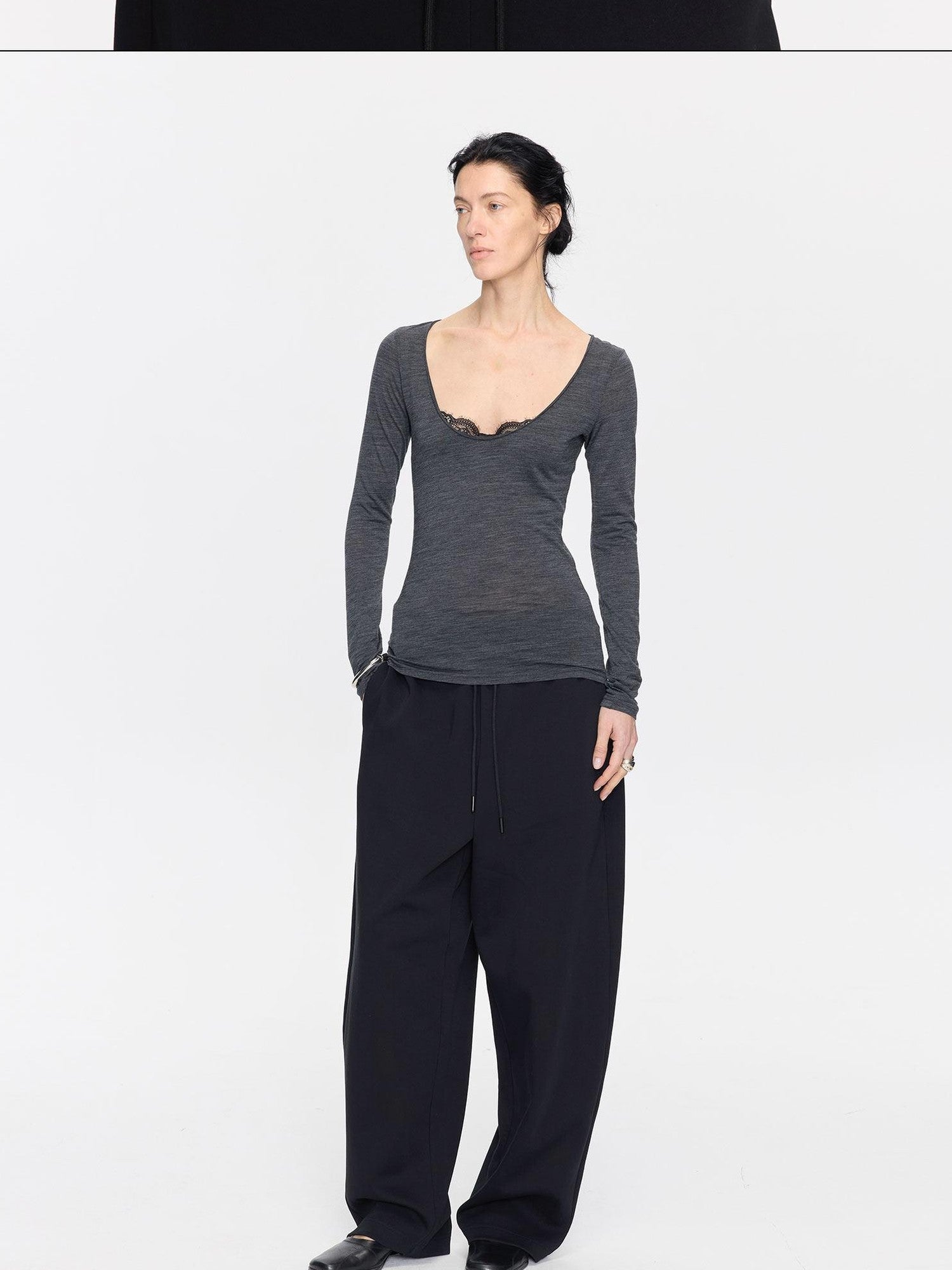 LYUOCHENG Frayed Rolled Edge Wide Crewneck Women&