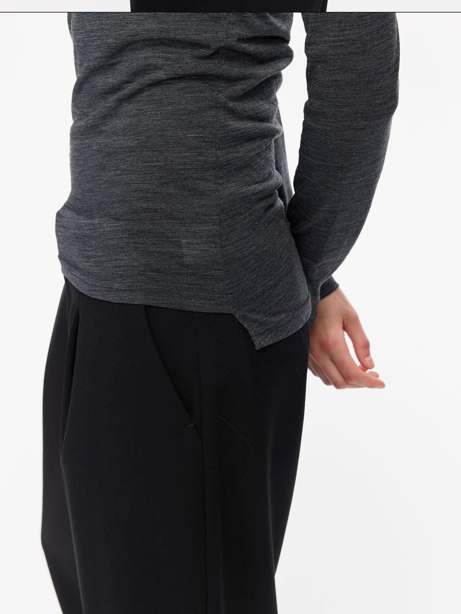 LYUOCHENG Frayed Rolled Edge Wide Crewneck Women&