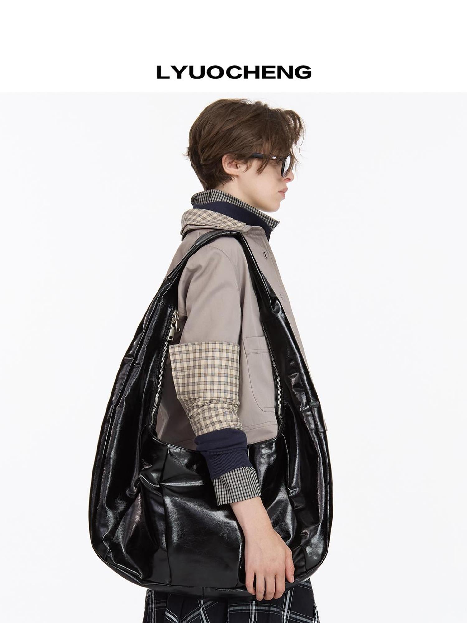 Leather Crescent Hobo Bag Black