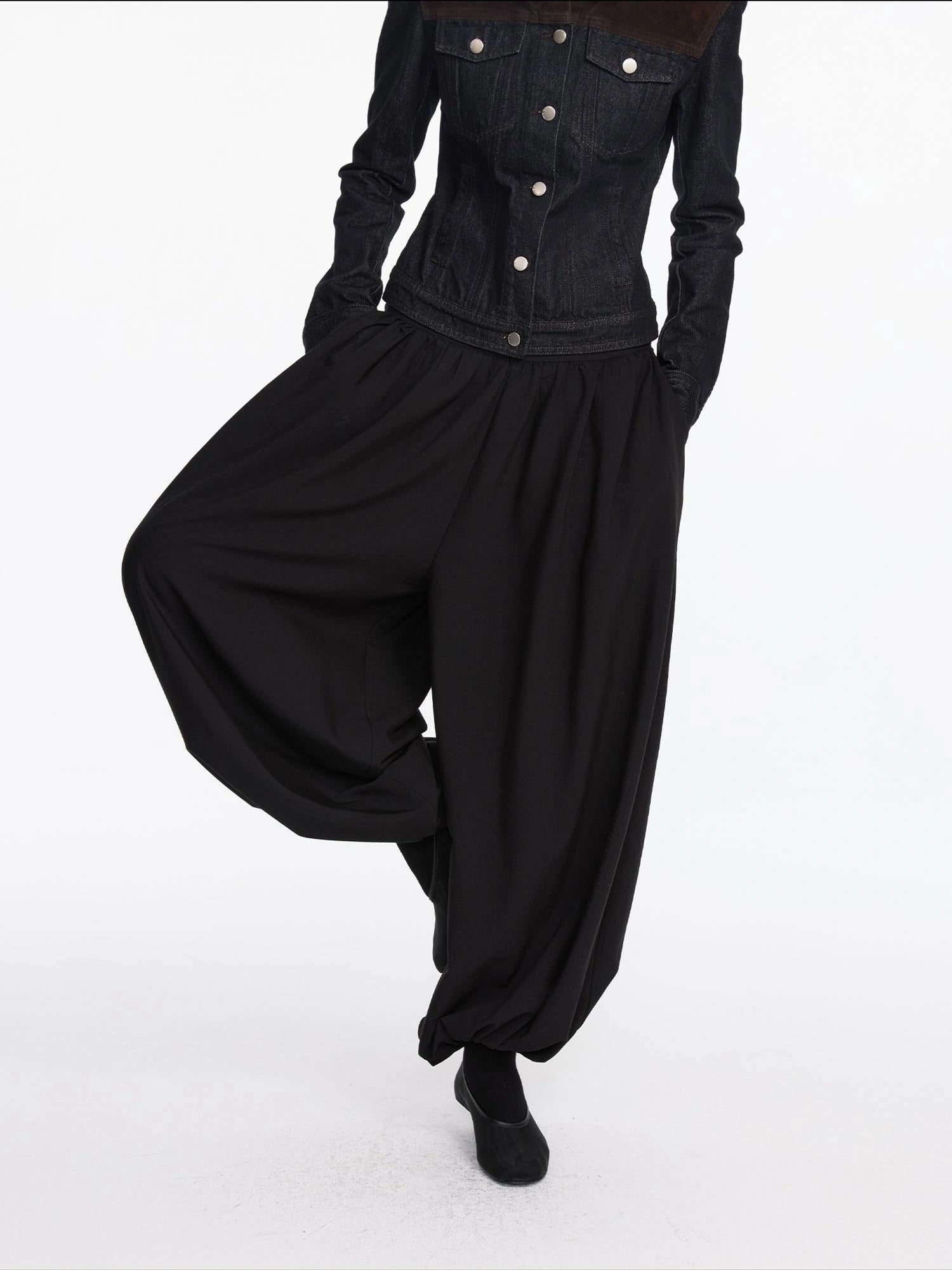 LYUOCHENG Loose Pleated Balloon Pants With Elastic Cuffs
