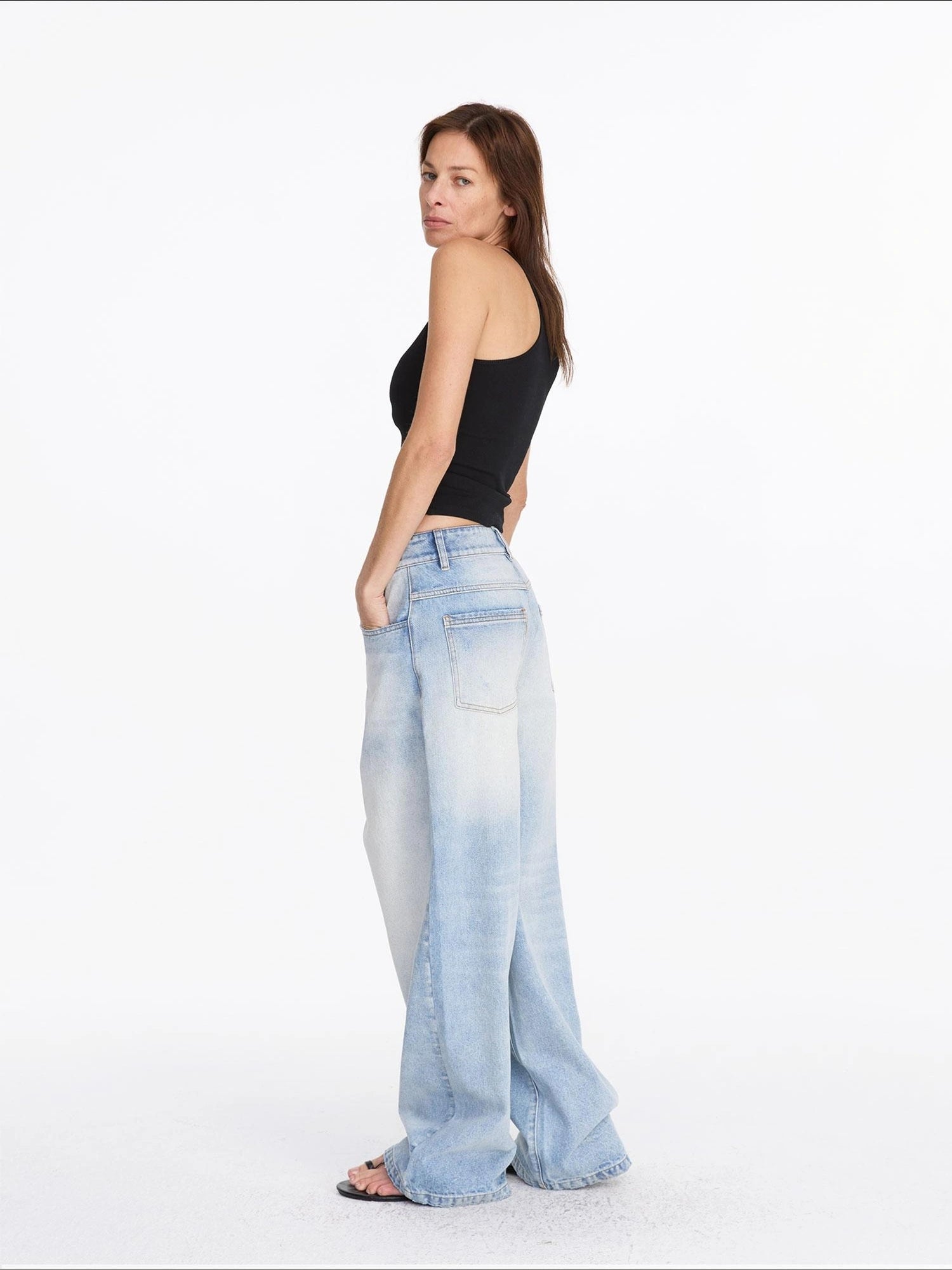 LYUOCHENG Low Rise Ice Blue Washed Straight Leg Jeans
