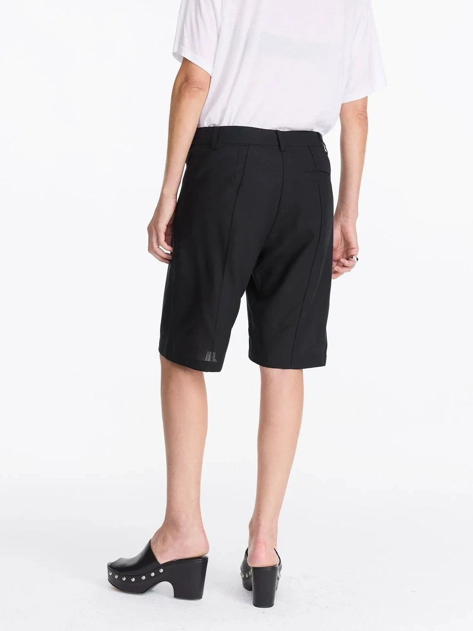 LYUOCHENG Lyo Cell Linen Feel Straight Shorts