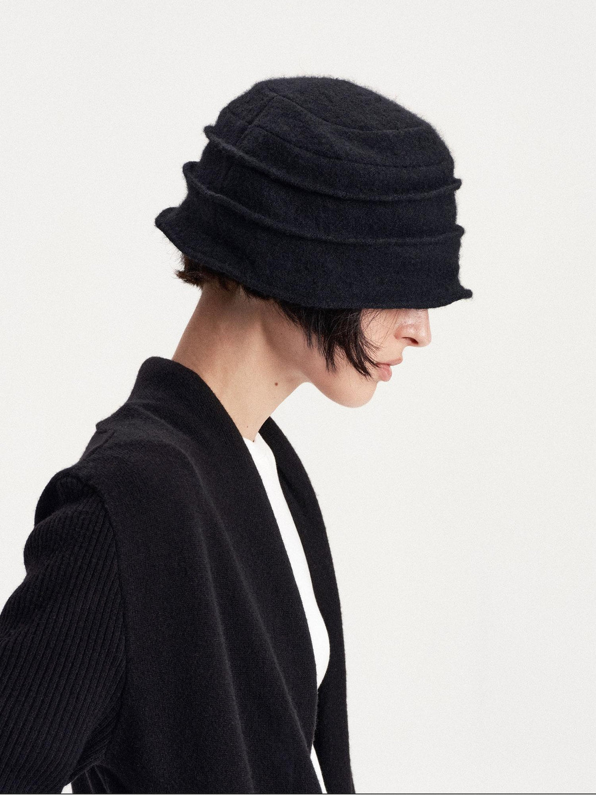 LYUOCHENG Pleated Round Crown Solid Color Wool Blend Warm Women&