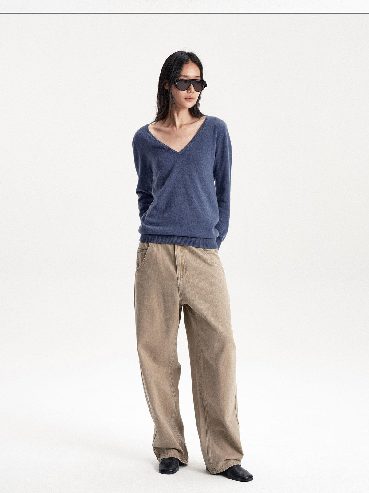 LYUOCHENG Soft Knit Solid V-neck Women&