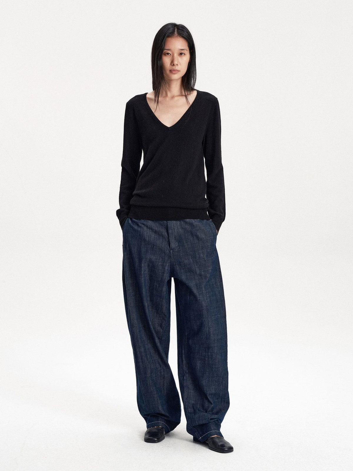 LYUOCHENG Soft Knit Solid V-neck Women&