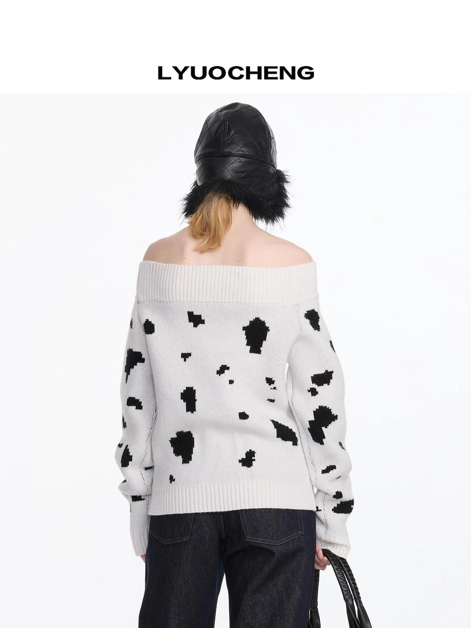 LYUOCHENG Spotted Dog Off Shoulder Knit Sweater