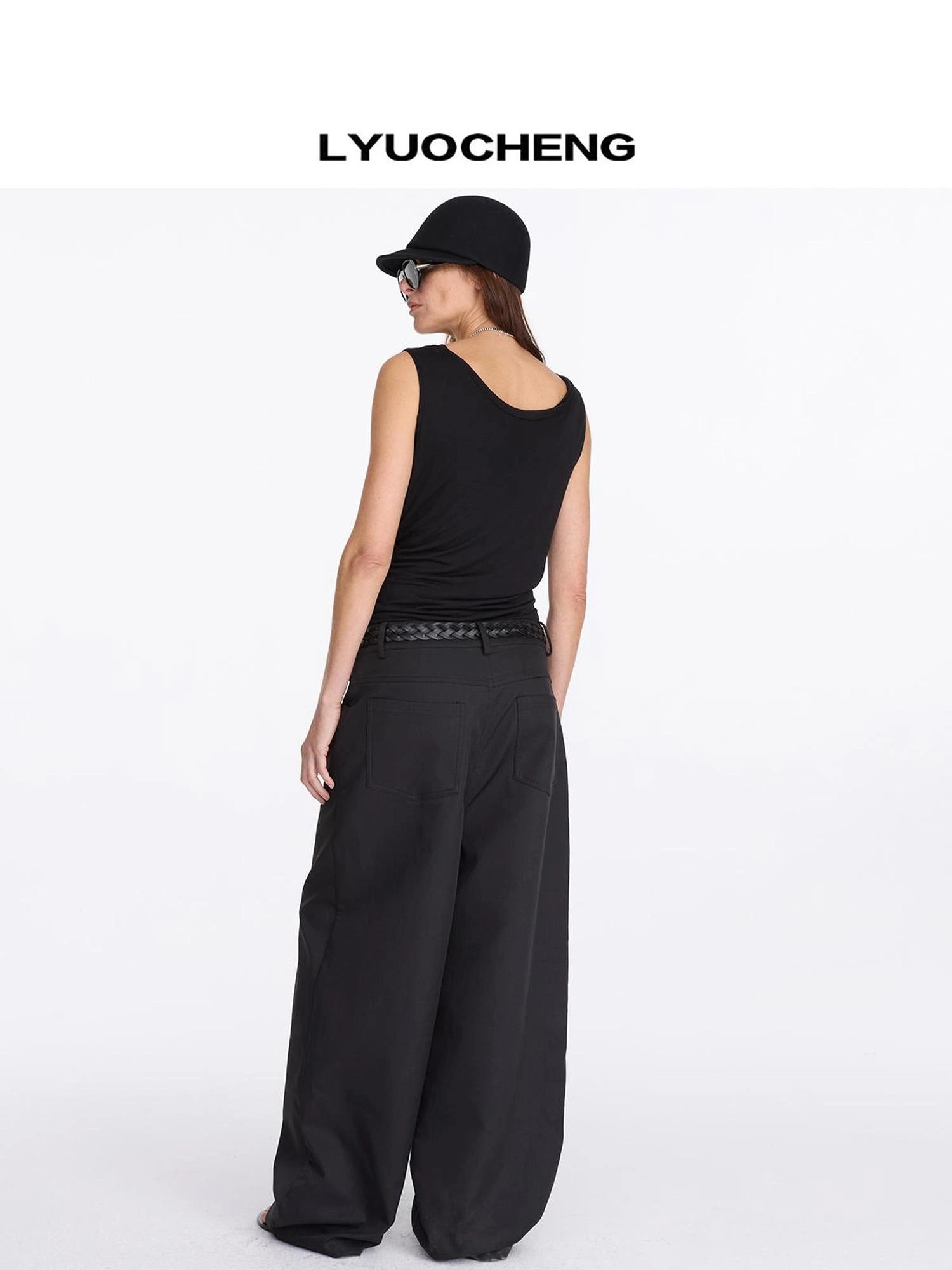 LYUOCHENG V-neck Pleated Tencel Vest