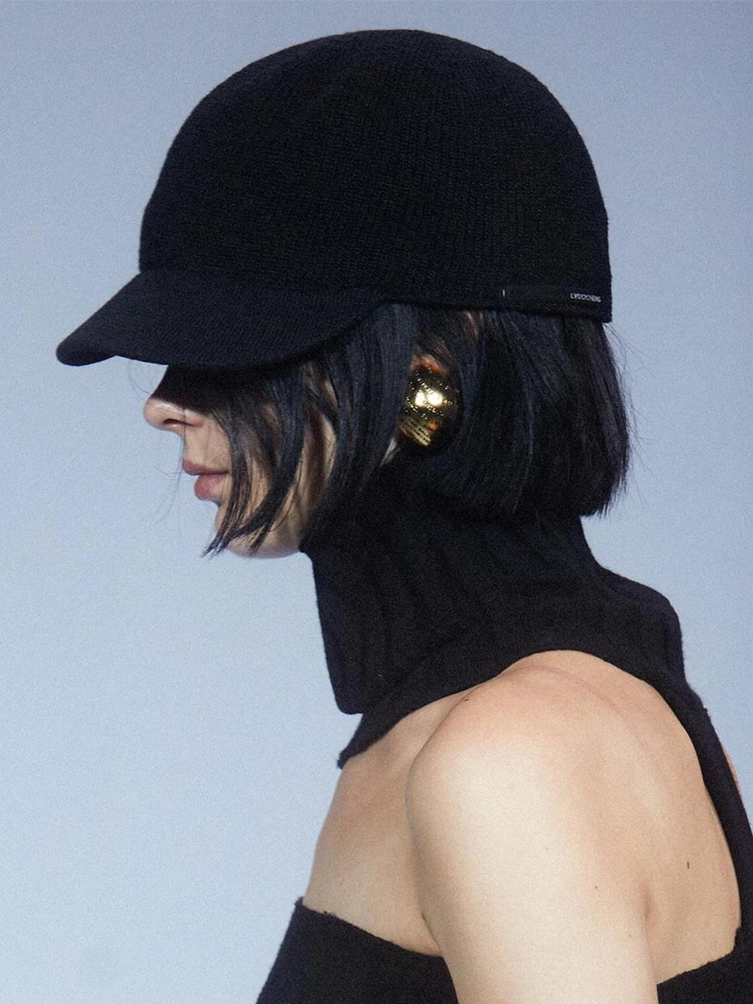 LYUOCHENG Vintage Black Knitted Short Brim Baseball Cap