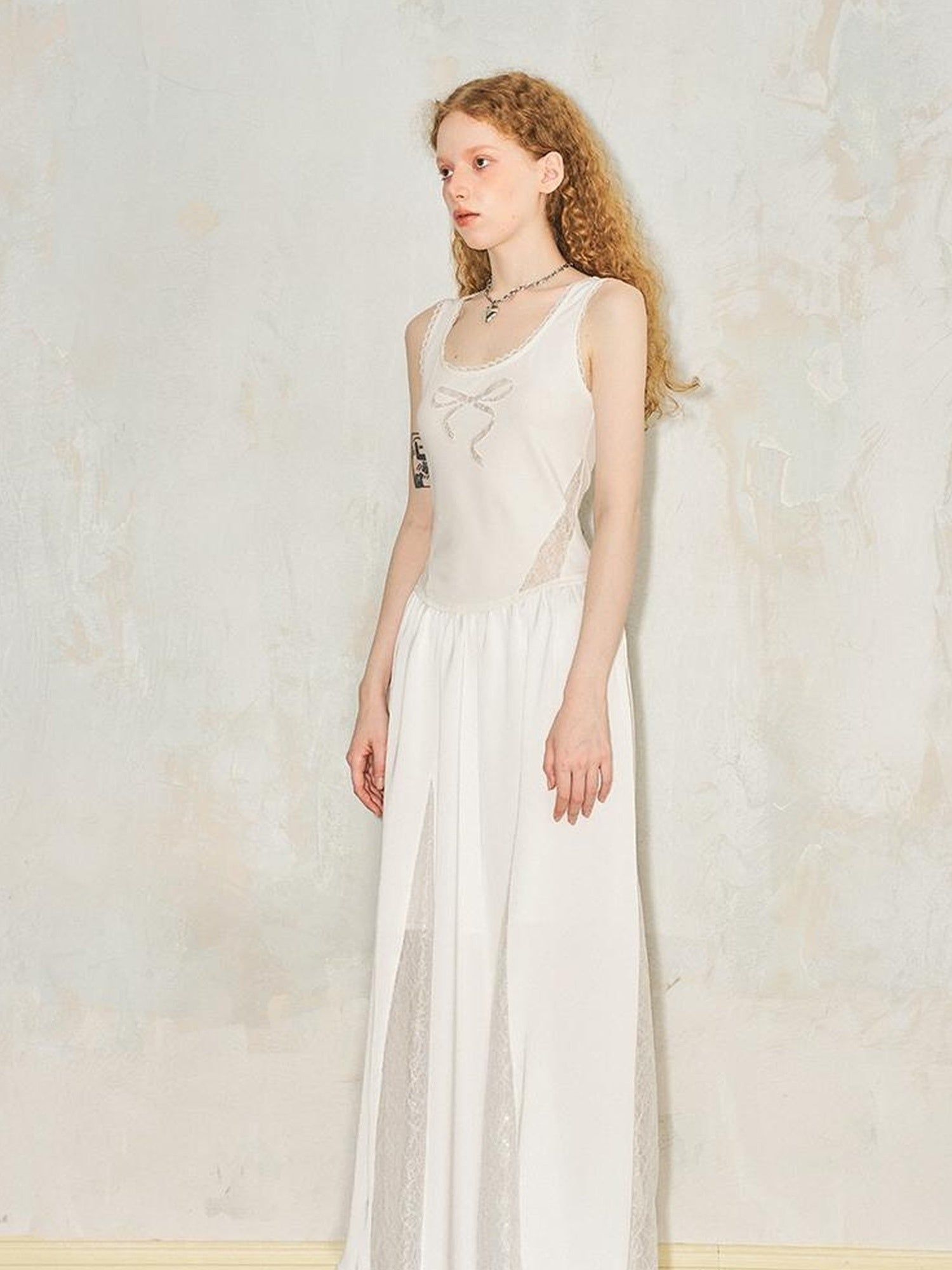 DIDDI MODA Lace Bow Embroidered A Line Dress With Slit Insert