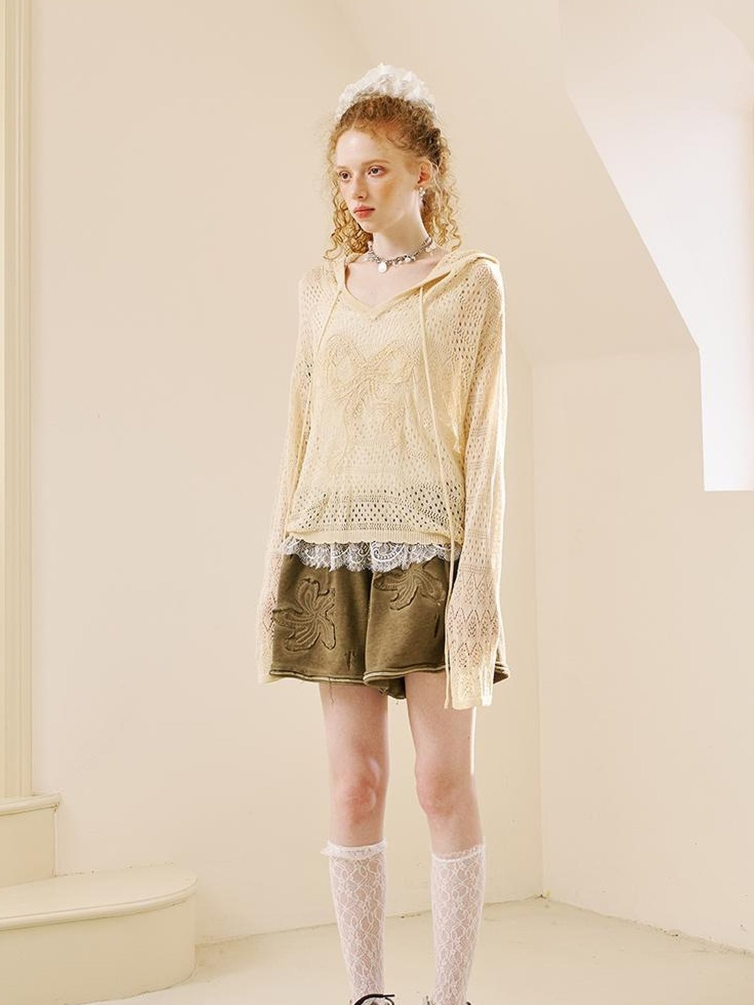 DIDDI MODA Lace Knit Bow Hooded Top