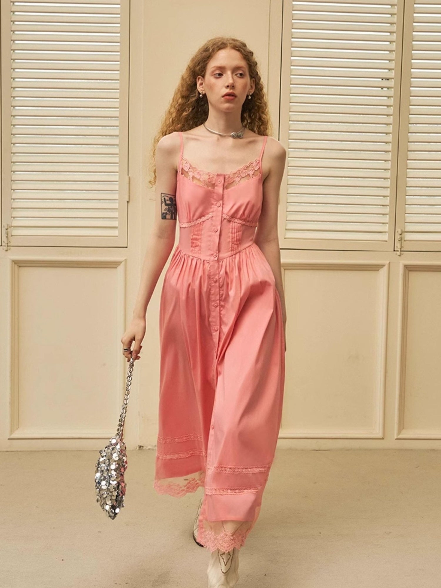 DIDDI MODA Lace Overlay Slip Dress With Floral Embroidery