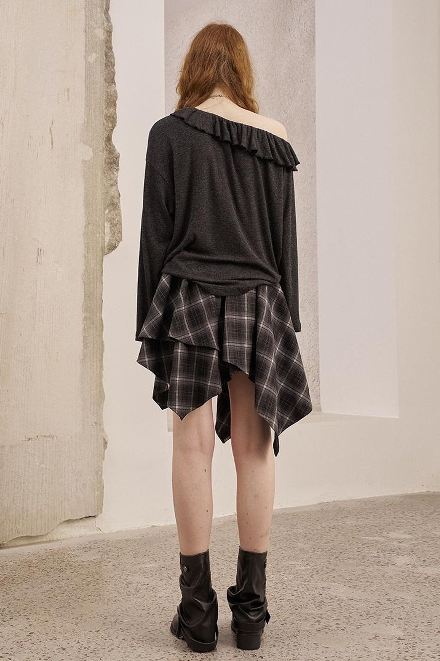 DIDDI MODA Lace Paneled Ruffle Knit Top