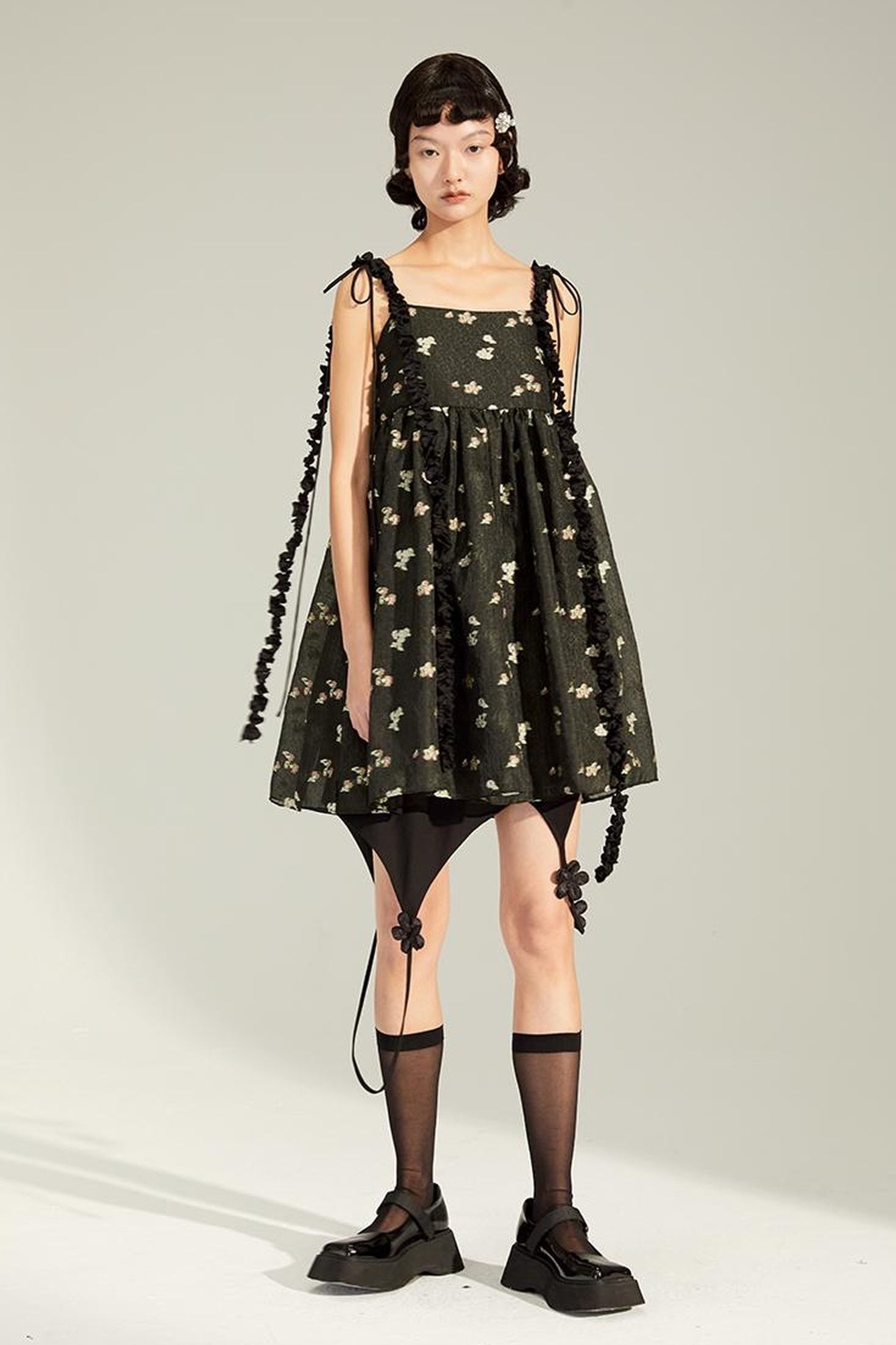 DIDDI MODA Lace Strap Floral Babydoll Dress With Bow Tie Detail