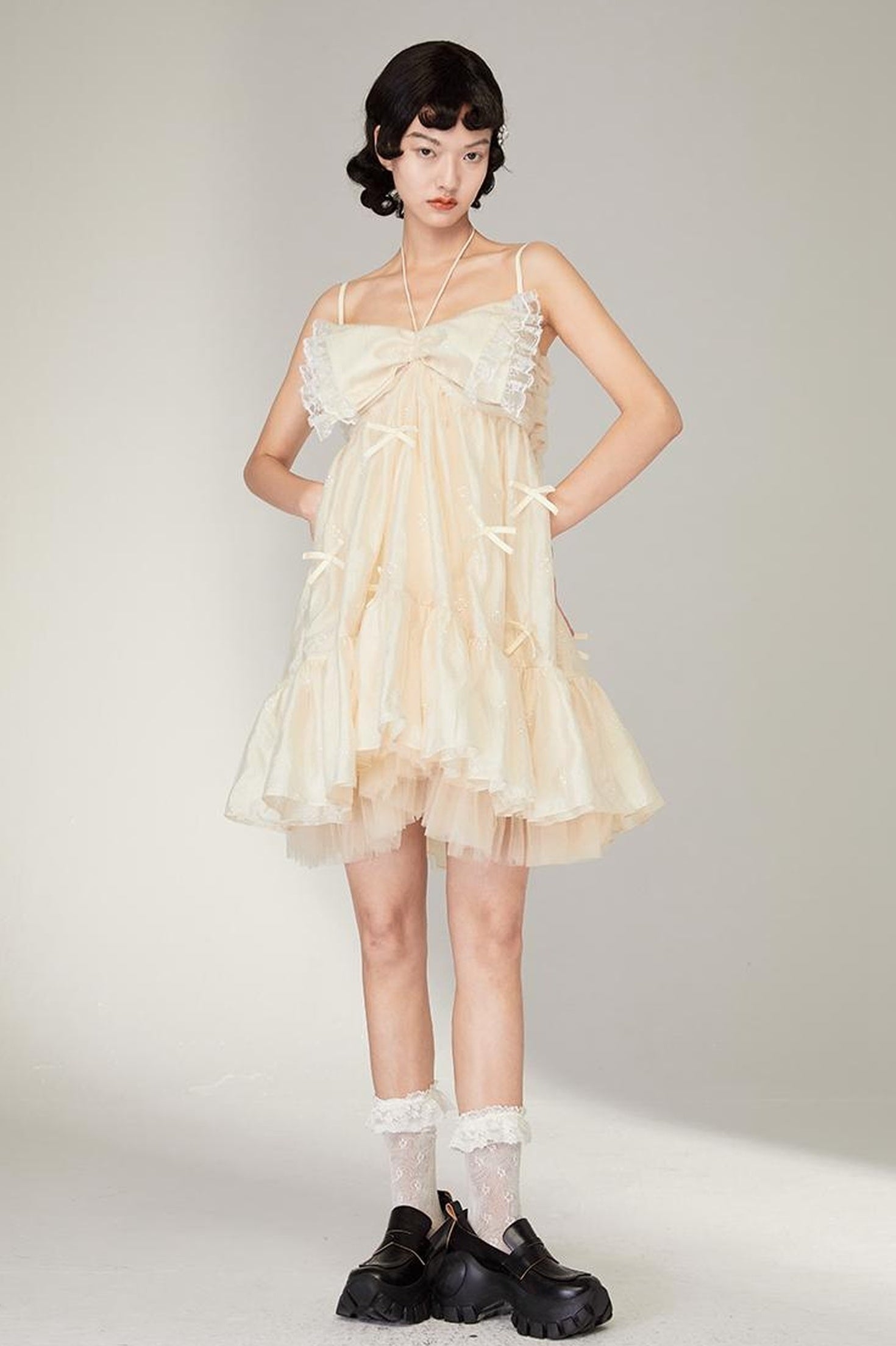 DIDDI MODA Lace Strap Floral Babydoll Dress With Bow Tie Detail