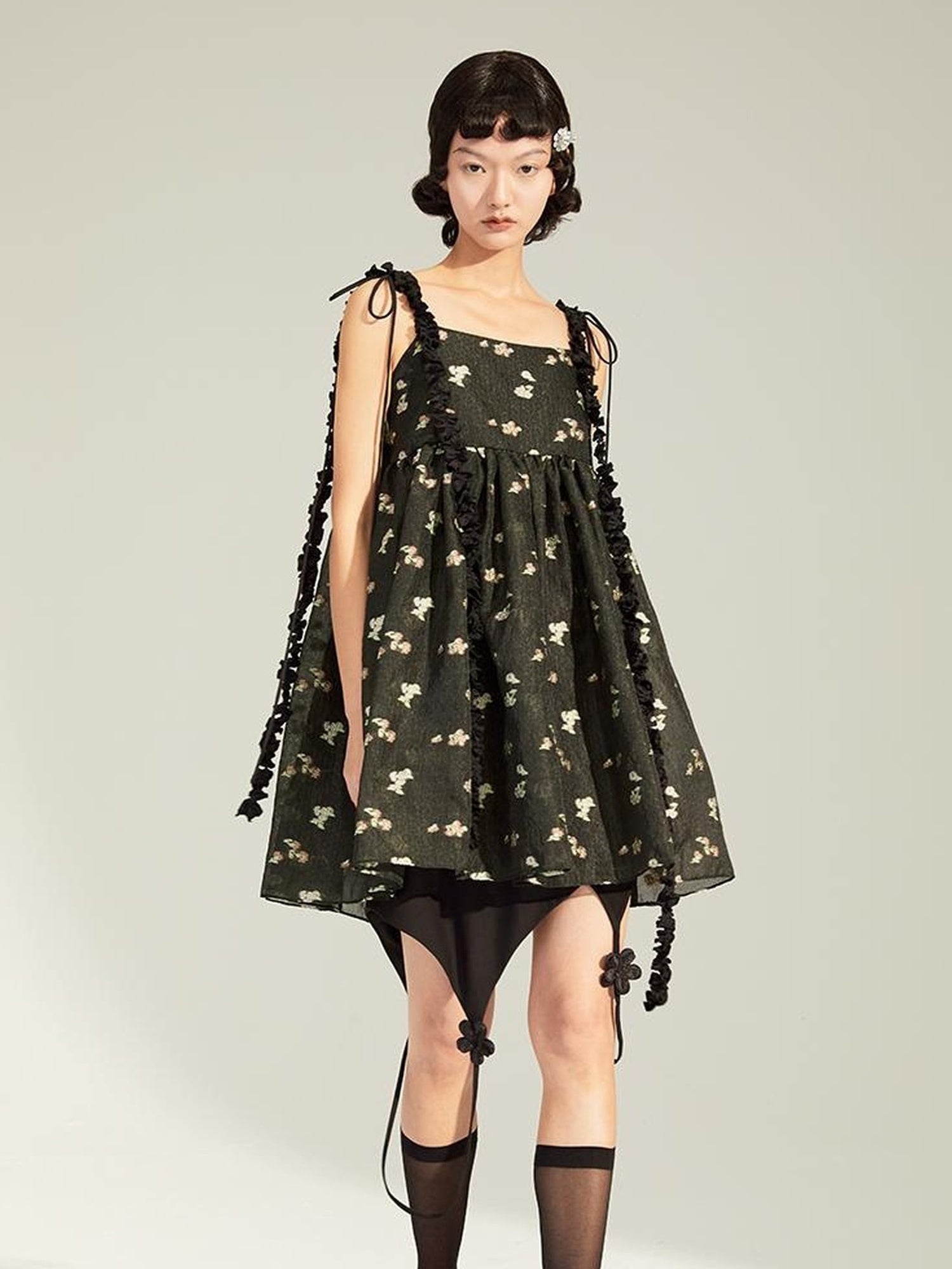 DIDDI MODA Lace Strap Floral Sundress In Black Beige