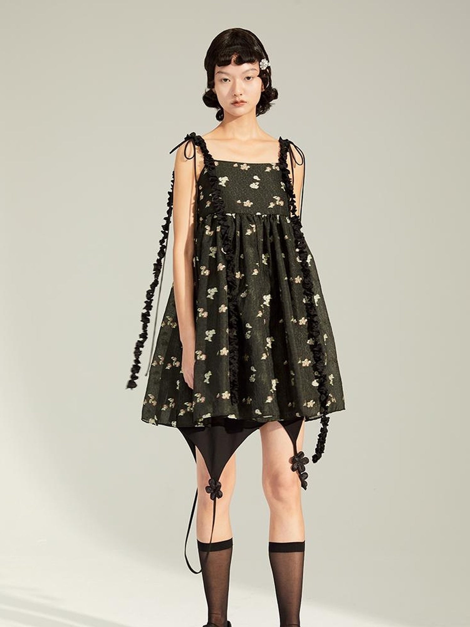 DIDDI MODA Lace Strap Floral Sundress In Black Beige