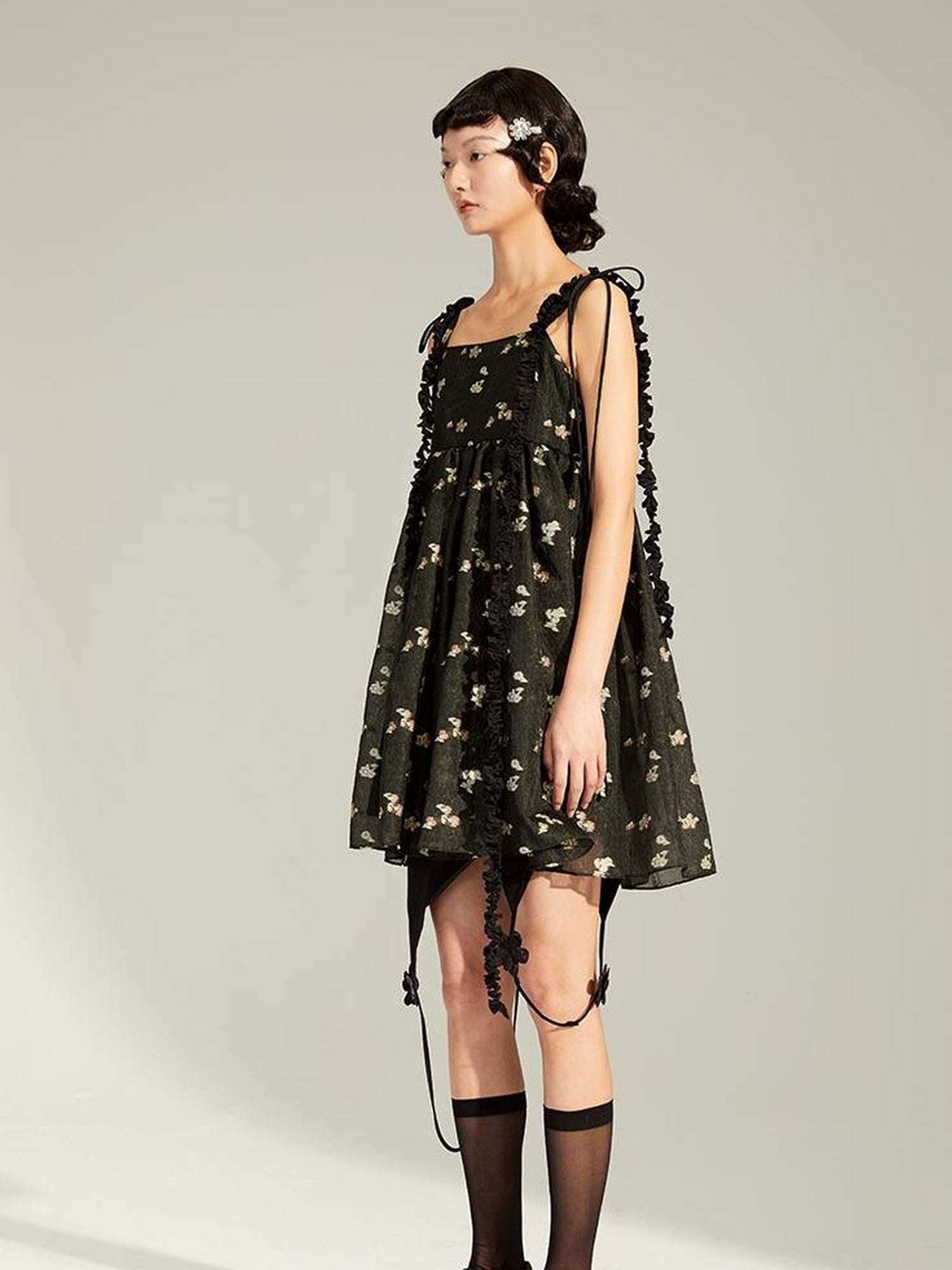 DIDDI MODA Lace Strap Floral Sundress In Black Beige